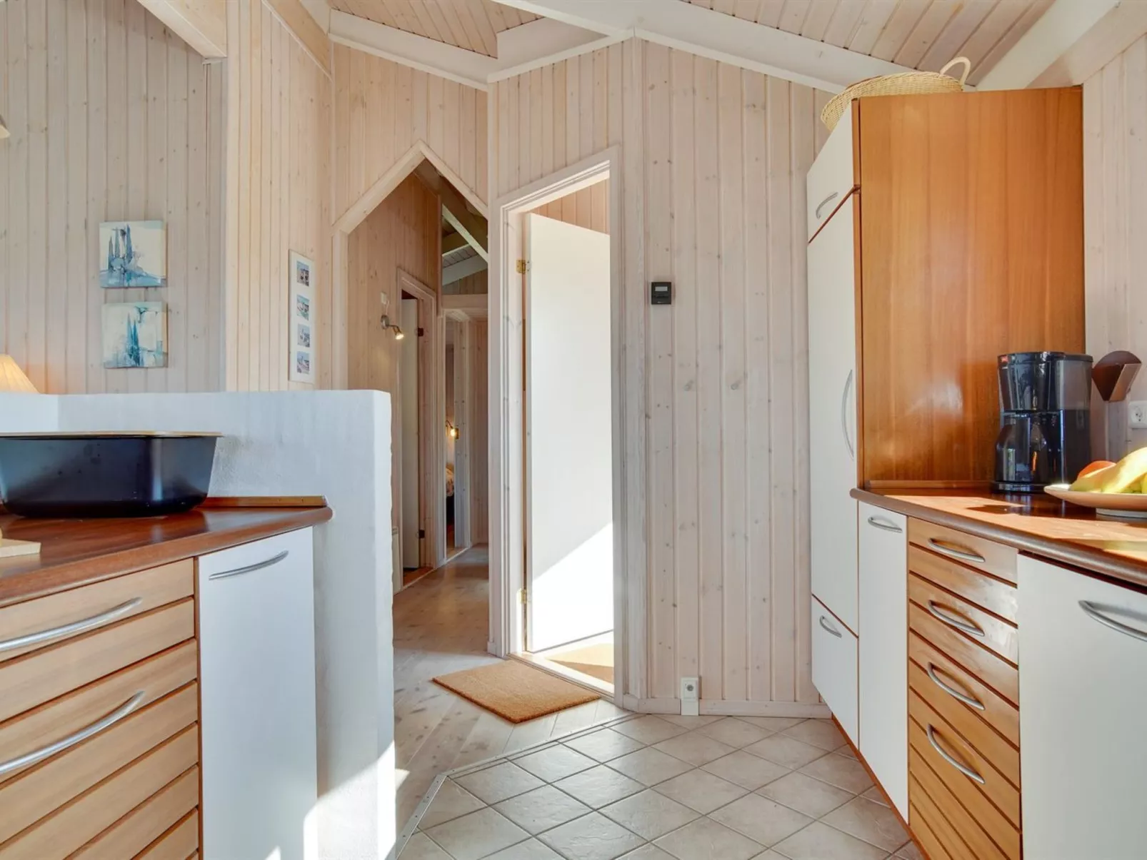 "Riana" - 375m from the sea-Inside