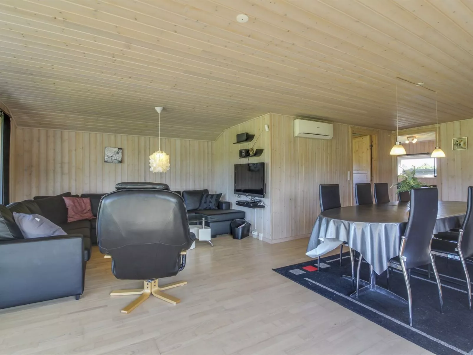 "Susan" - 600m from the sea-Dedans