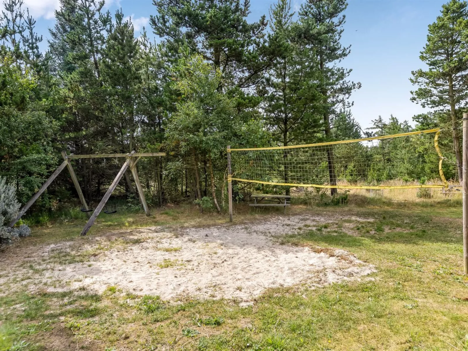 "Ellanor" - 1km from the sea-Outside