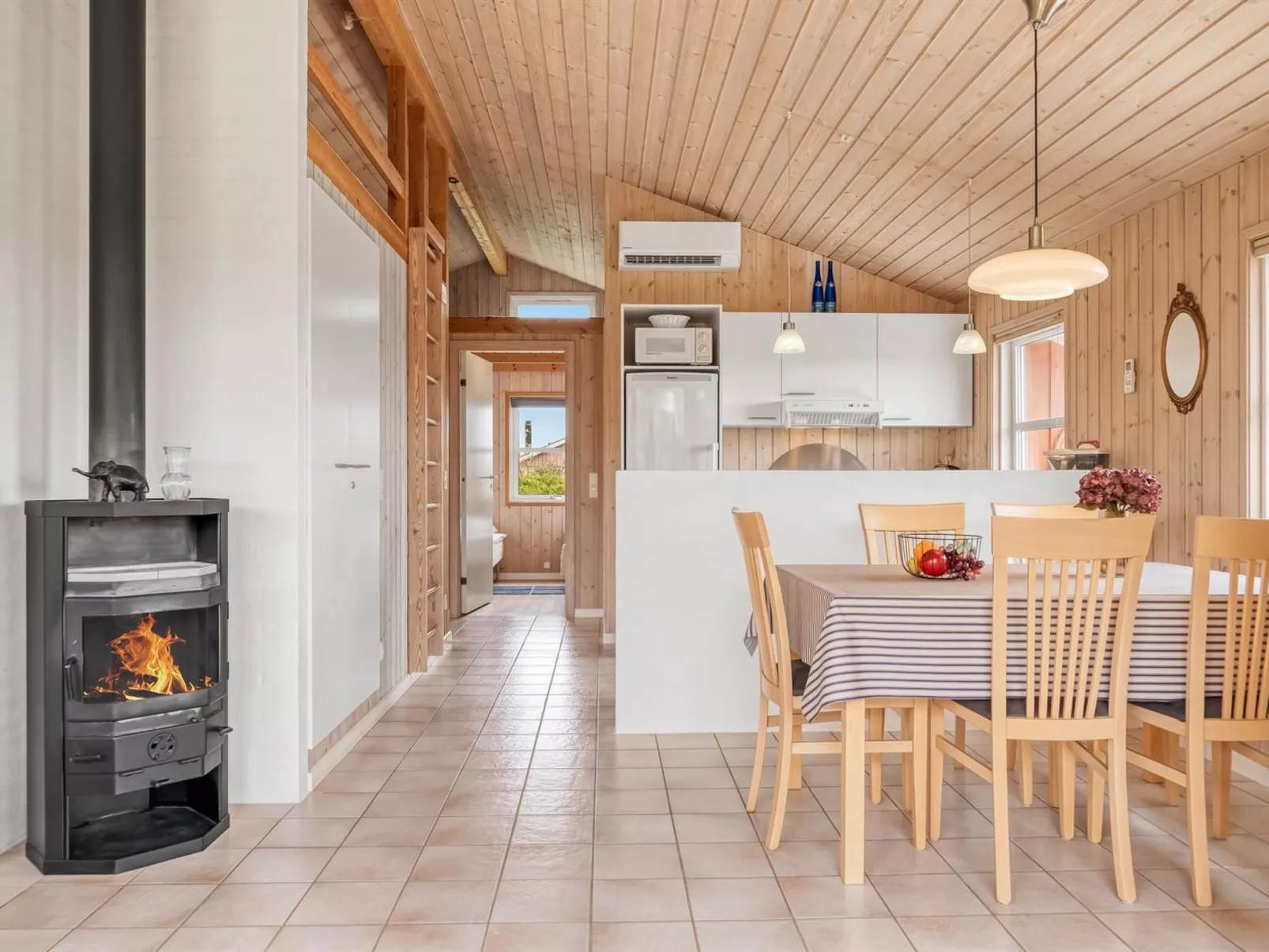 "Dolma" - 75m from the sea-Inside