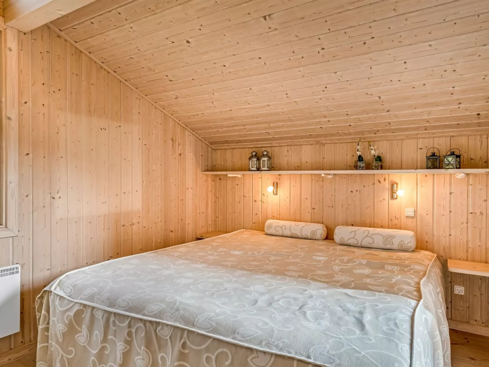 "Terho" - 1km from the sea-Drinnen