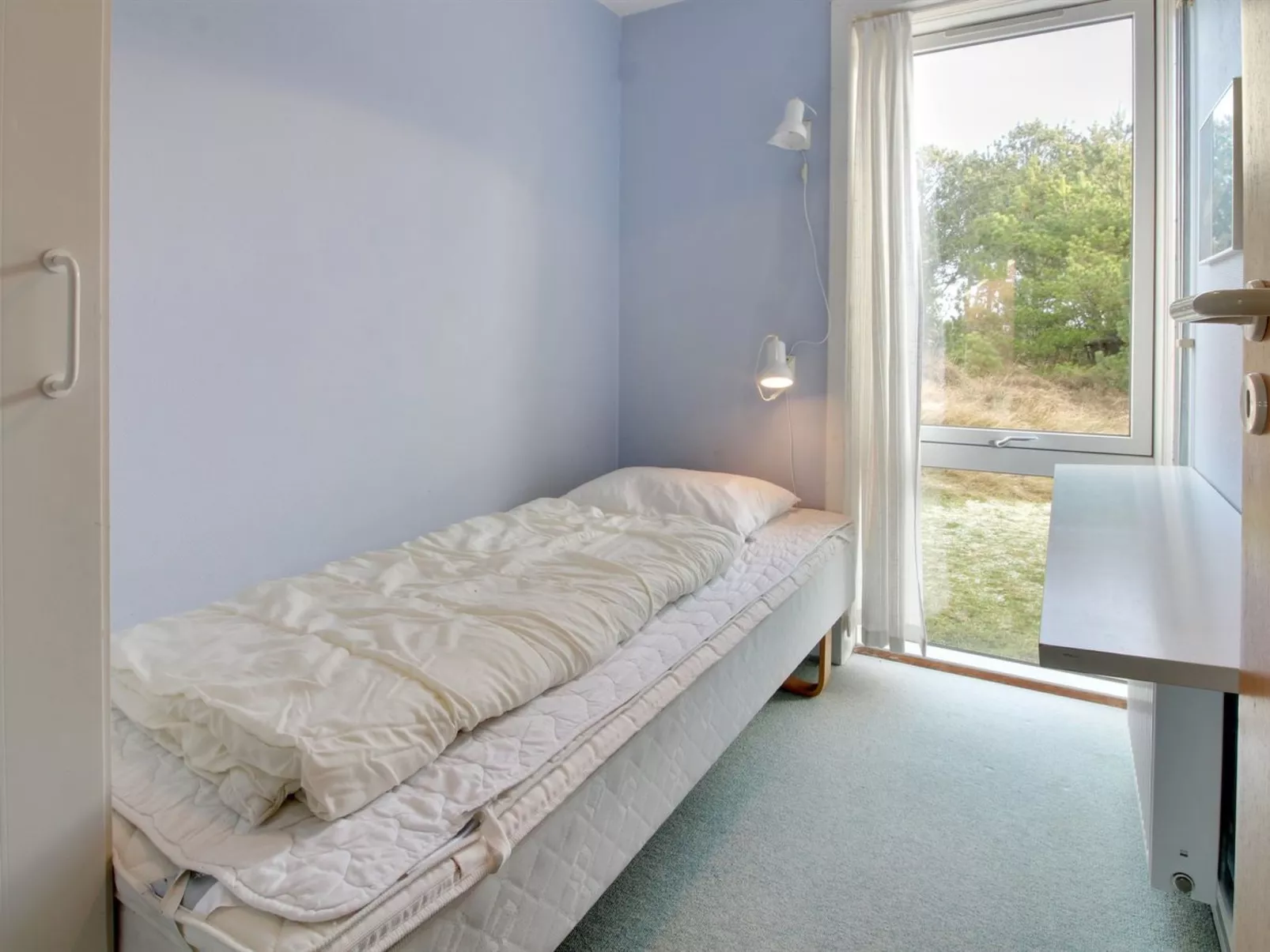 "Aya" - 2.3km from the sea-Inside