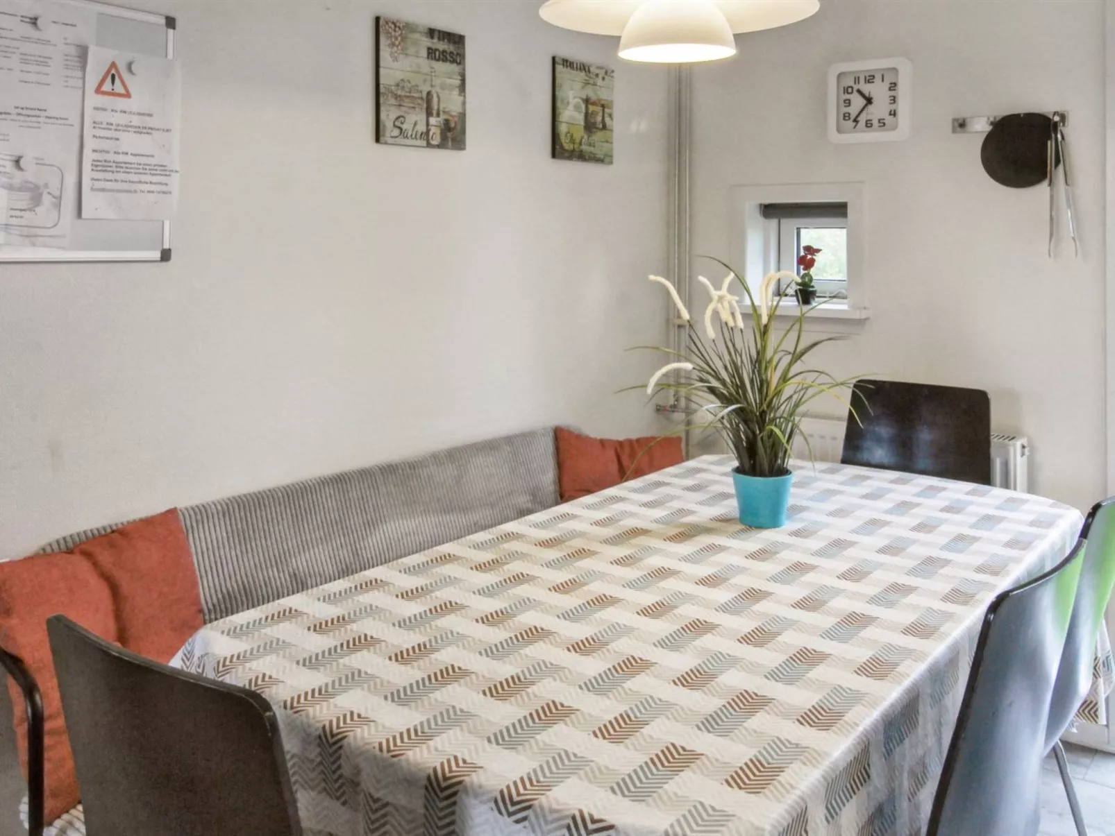 "Tinna" - 2.3km from the sea-Dedans