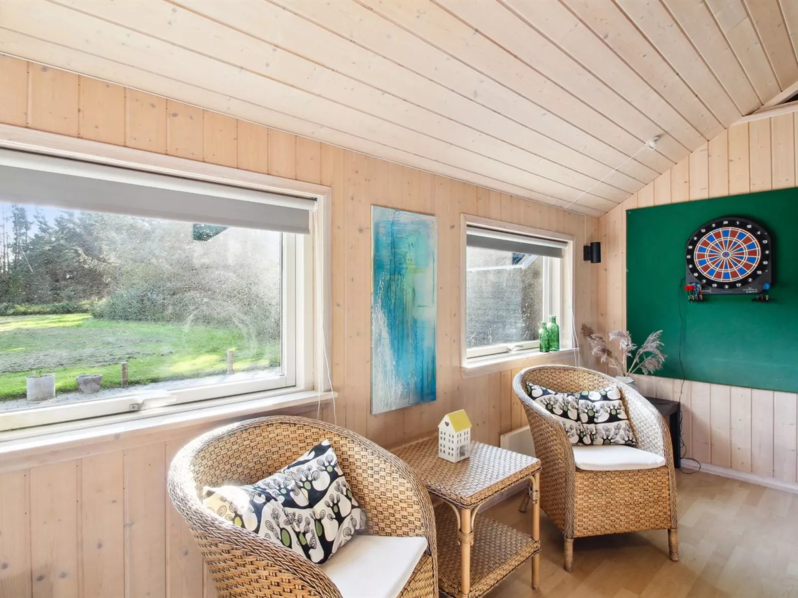 "Synnöve" - 550m from the sea-Inside