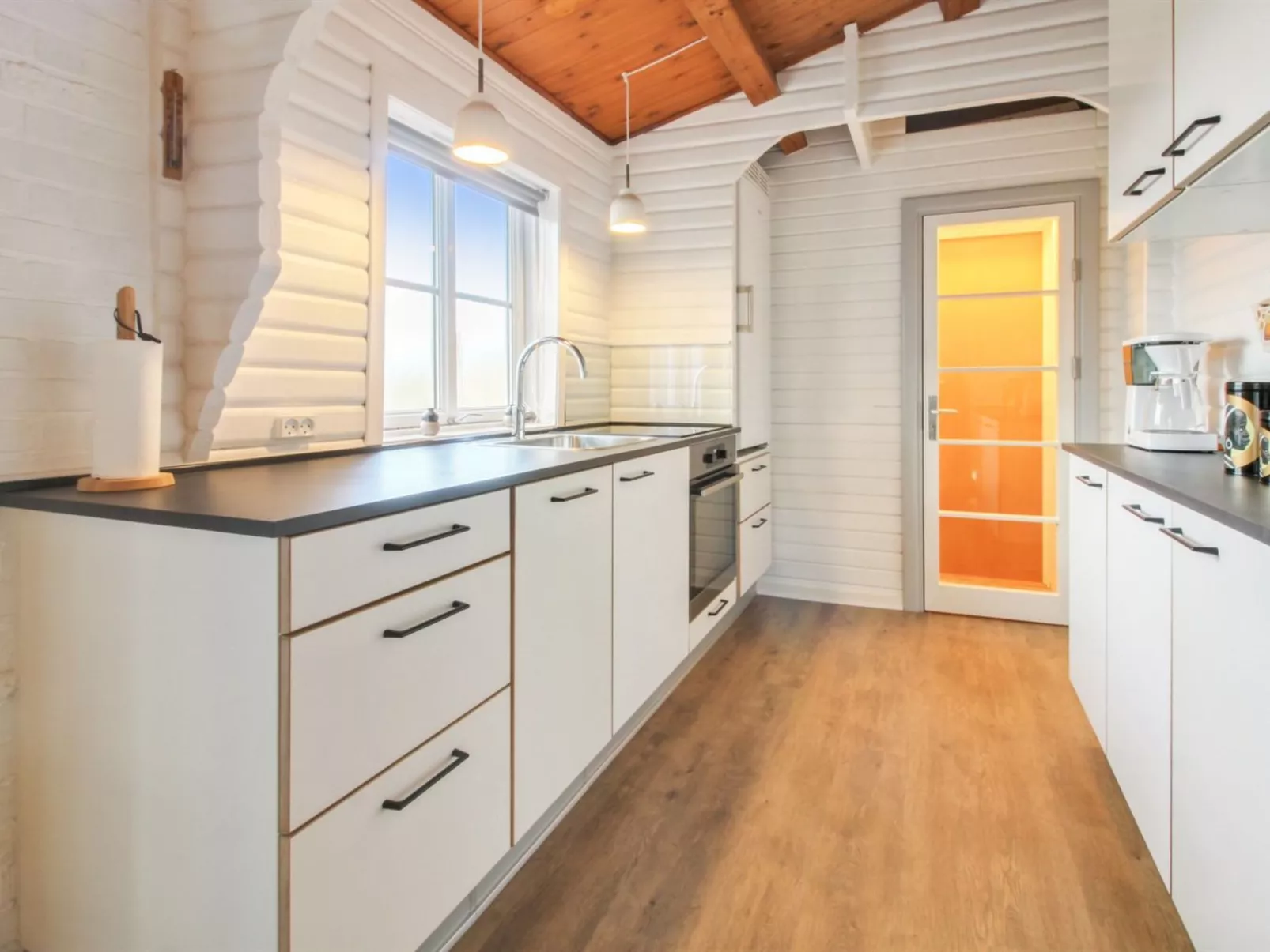 "Hendrine" - 500m from the sea-Drinnen