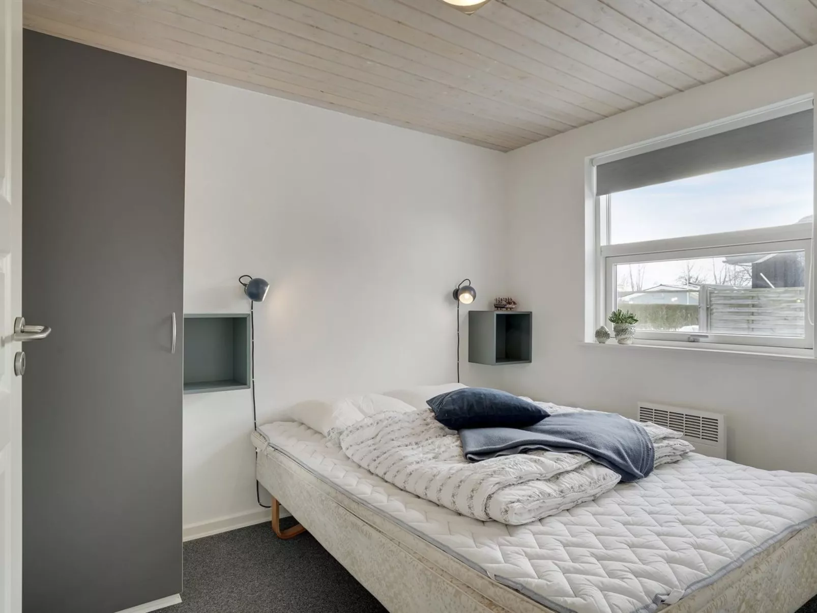 "Thorwith" - 150m from the sea-Dedans