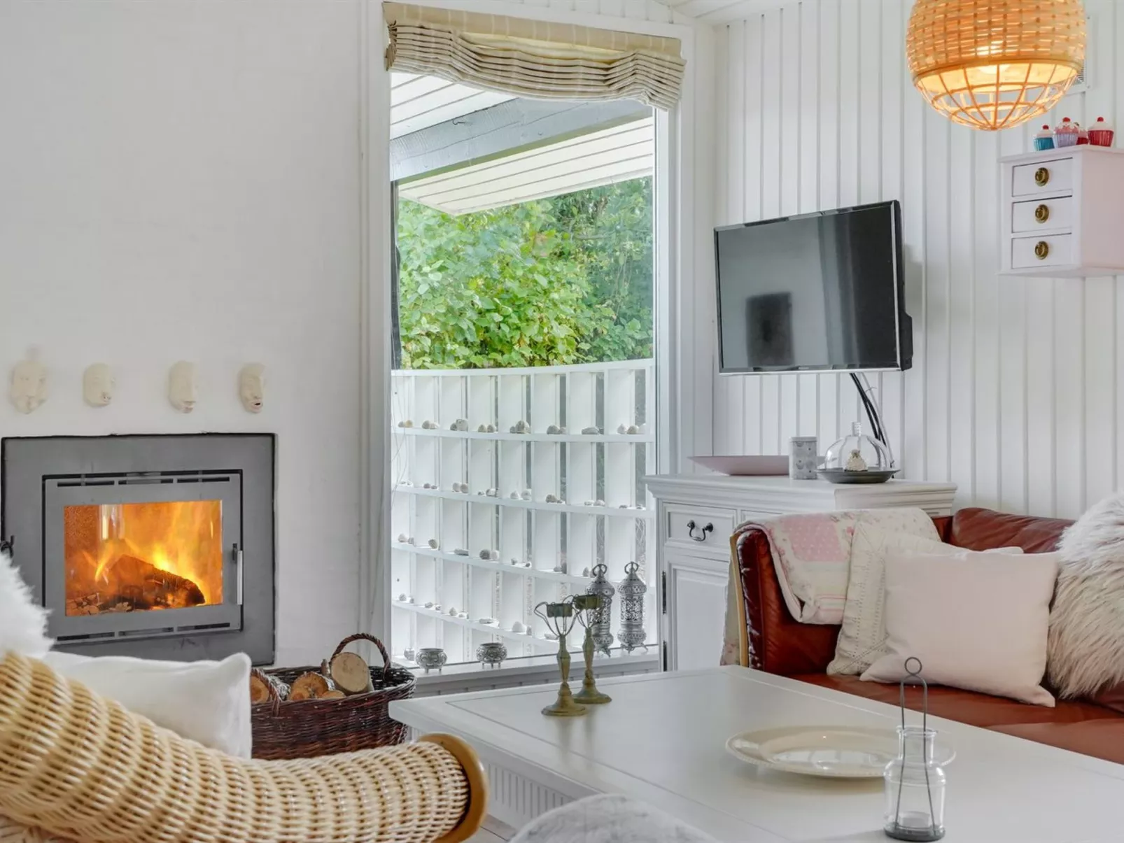 "Suoma" - 400m to the fjord-Inside