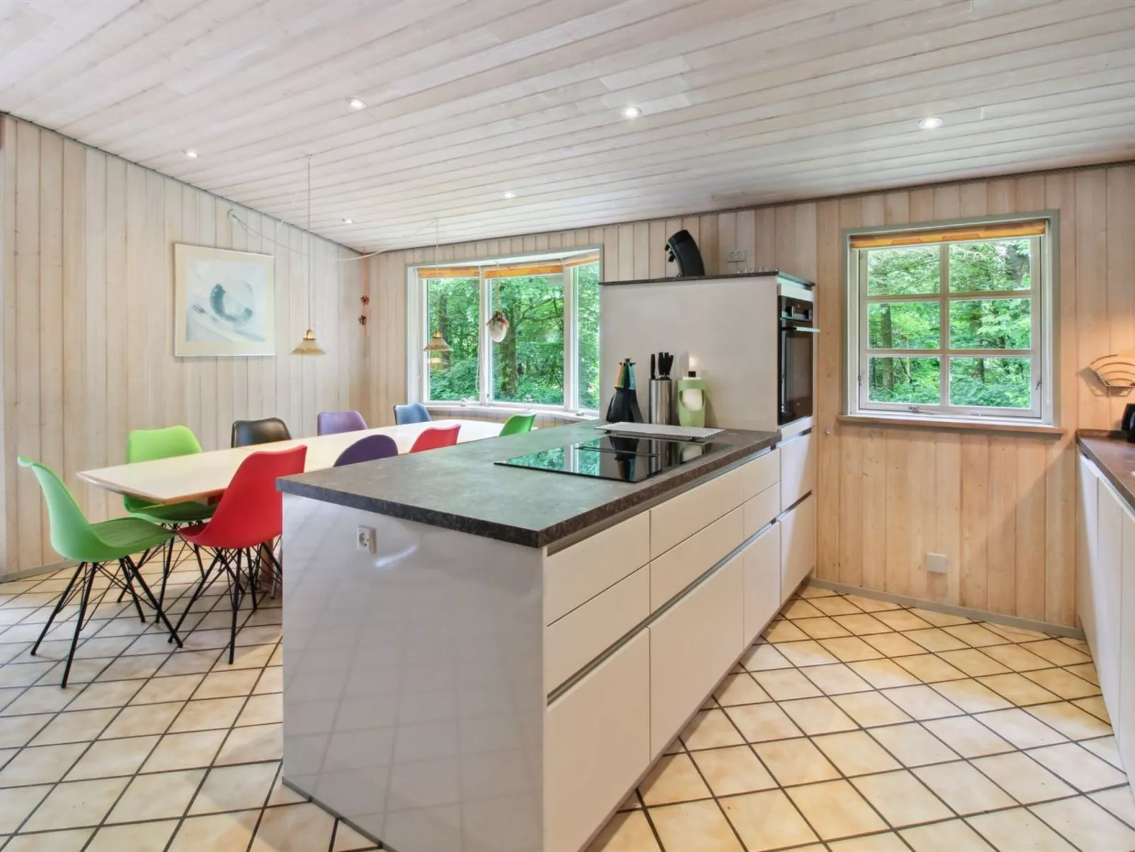 "Joonatan" - 30km from the sea-Inside