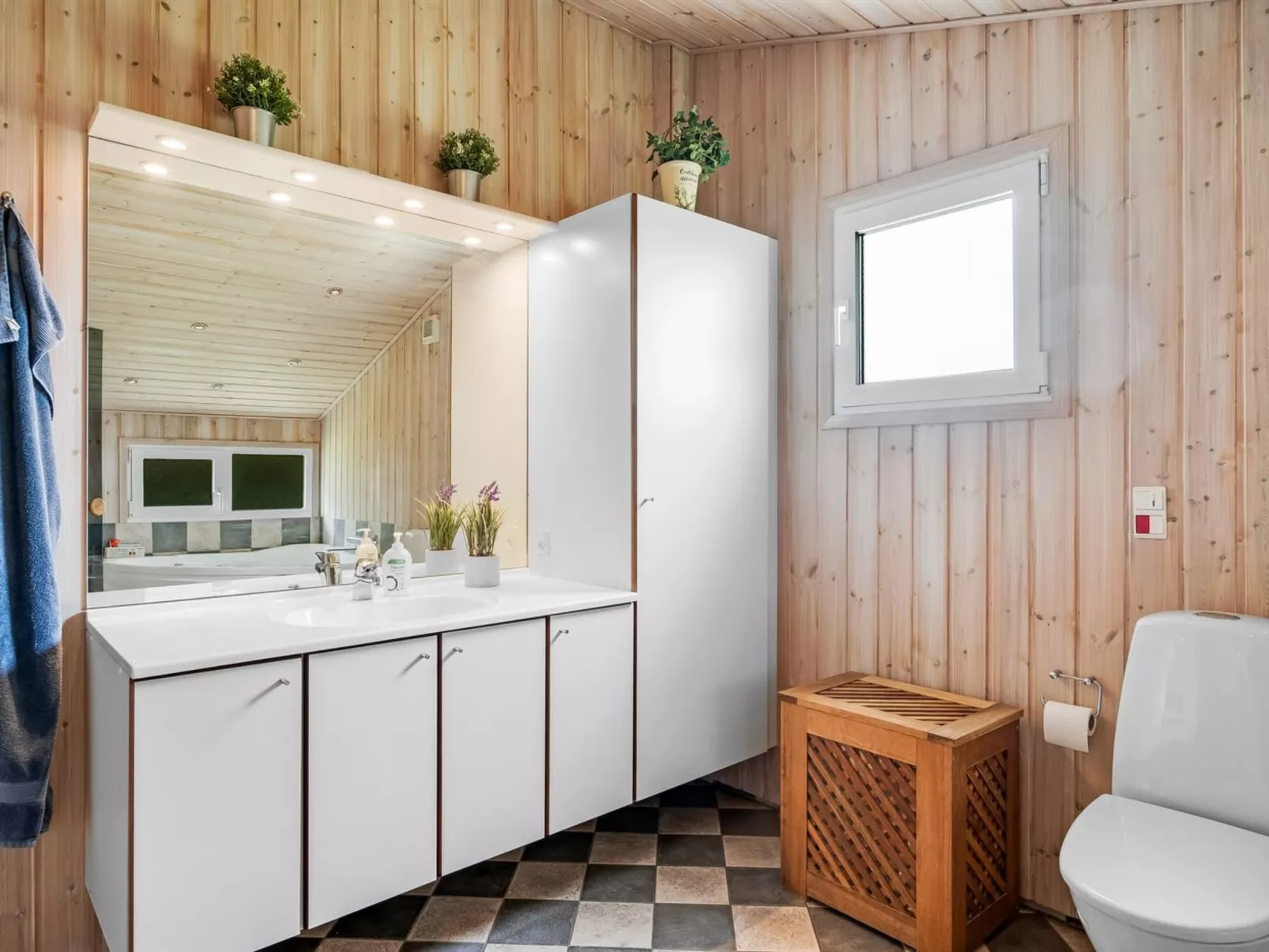 "Ellen" - 289m from the sea-Inside