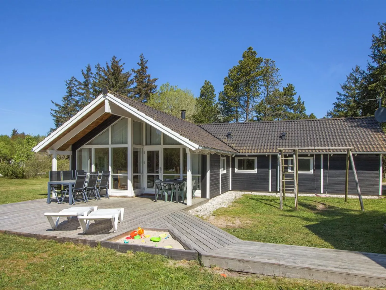 "Åsta" - 1.7km from the sea-Draußen