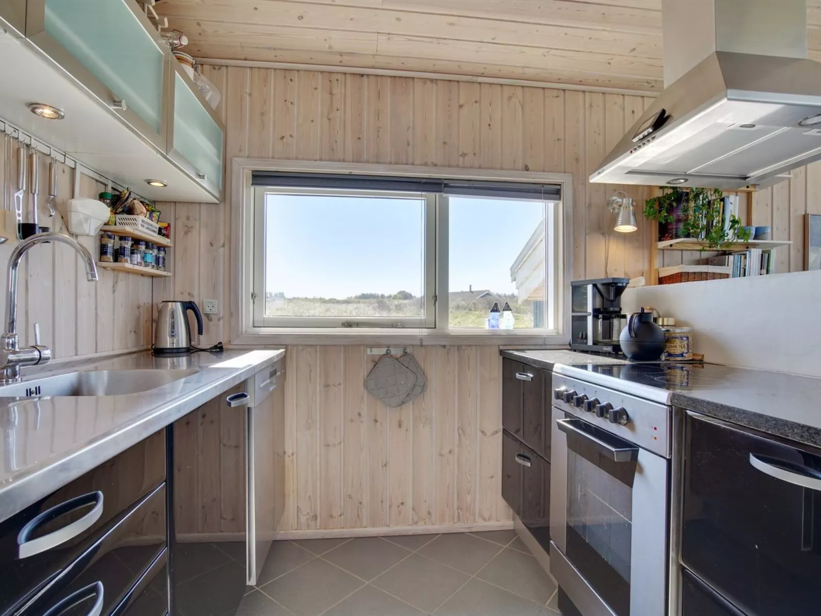 "Gila" - 250m from the sea-Dedans