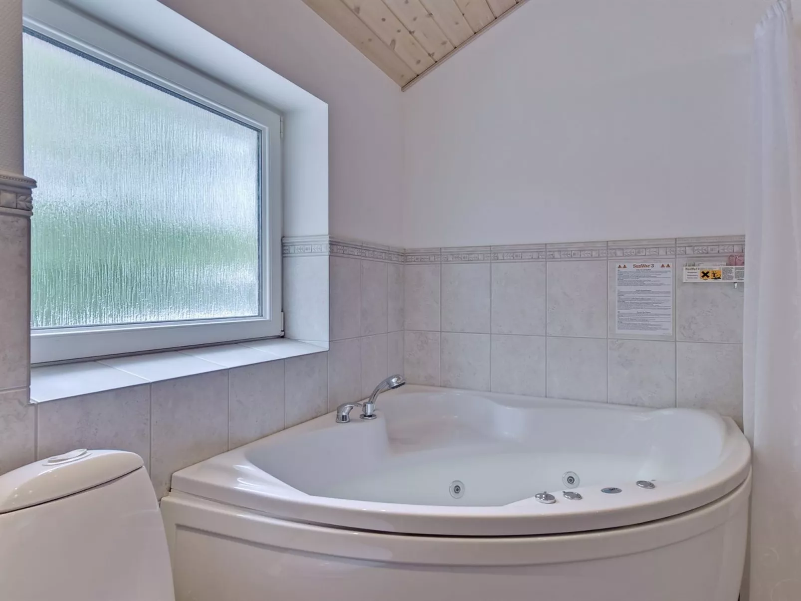 "Gundel" - 400m from the sea-Dedans