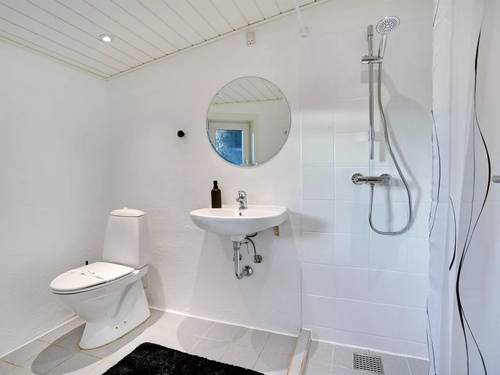 "Pelle" - 800m from the sea-Dedans