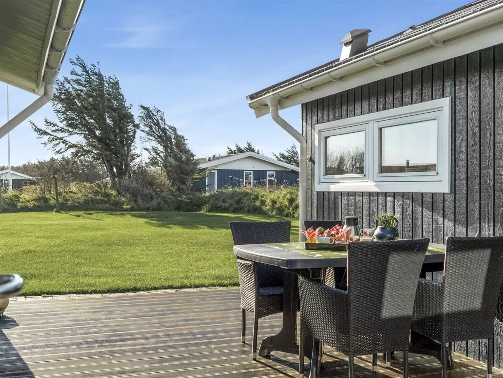 "Aashild" - 400m from the sea-Outside