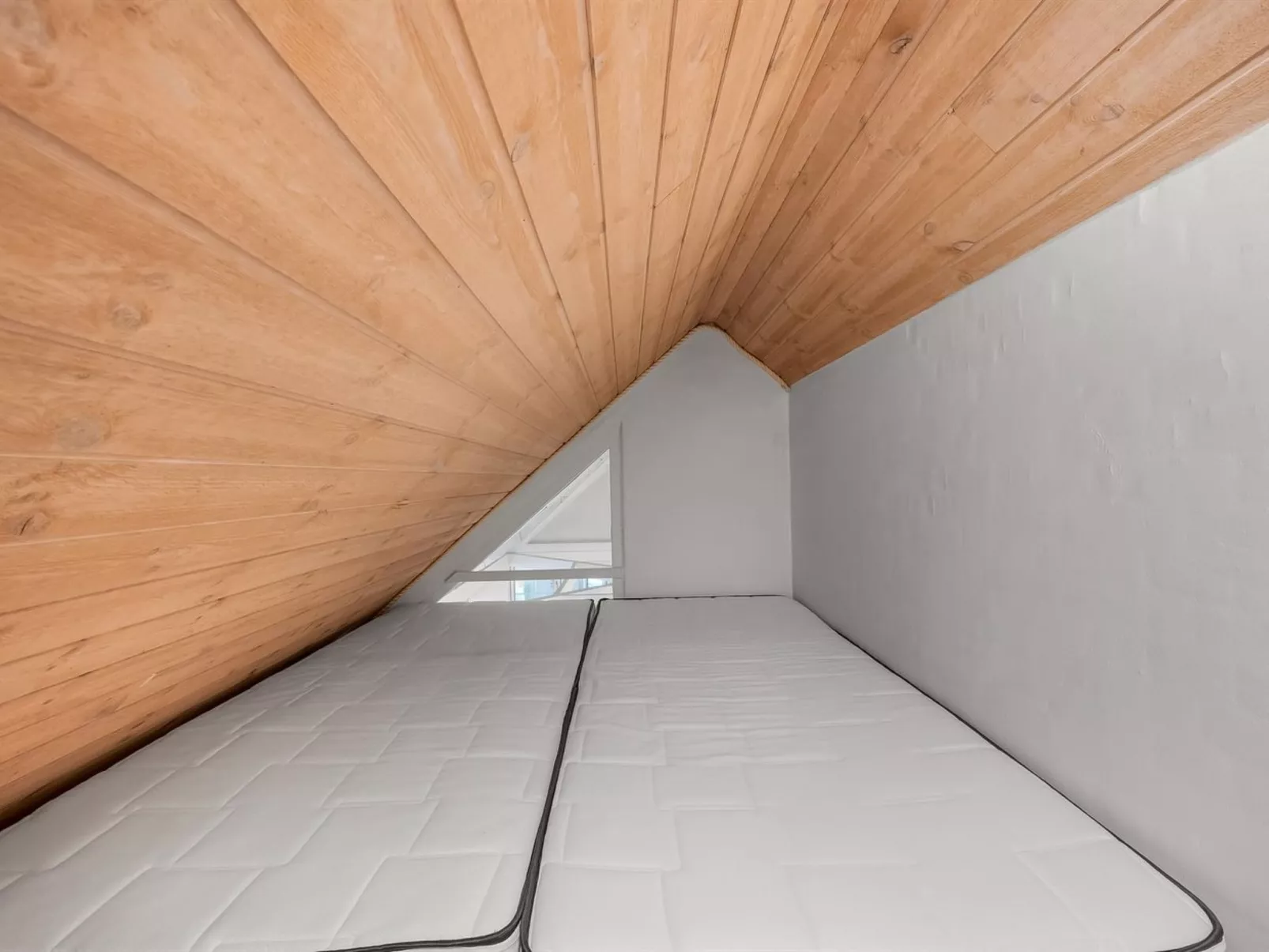 "Severine" -  from the sea-Dedans