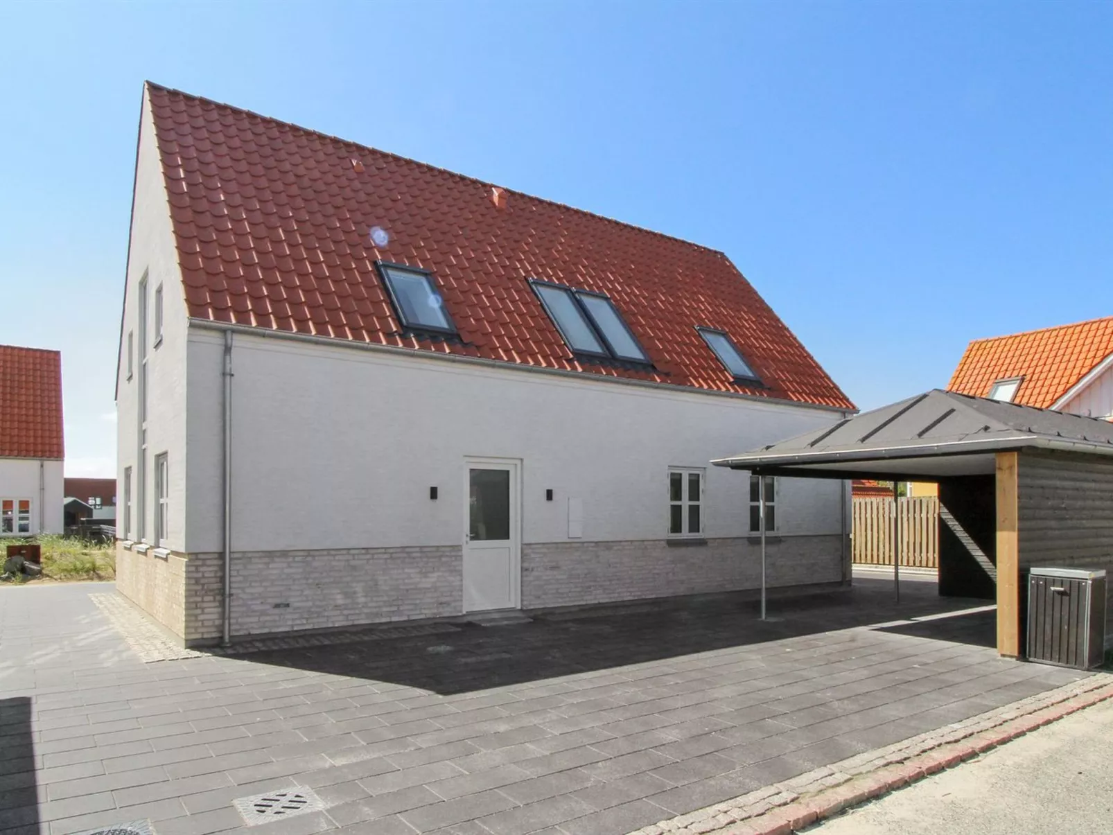 "Halldis" - 600m from the sea-Outside