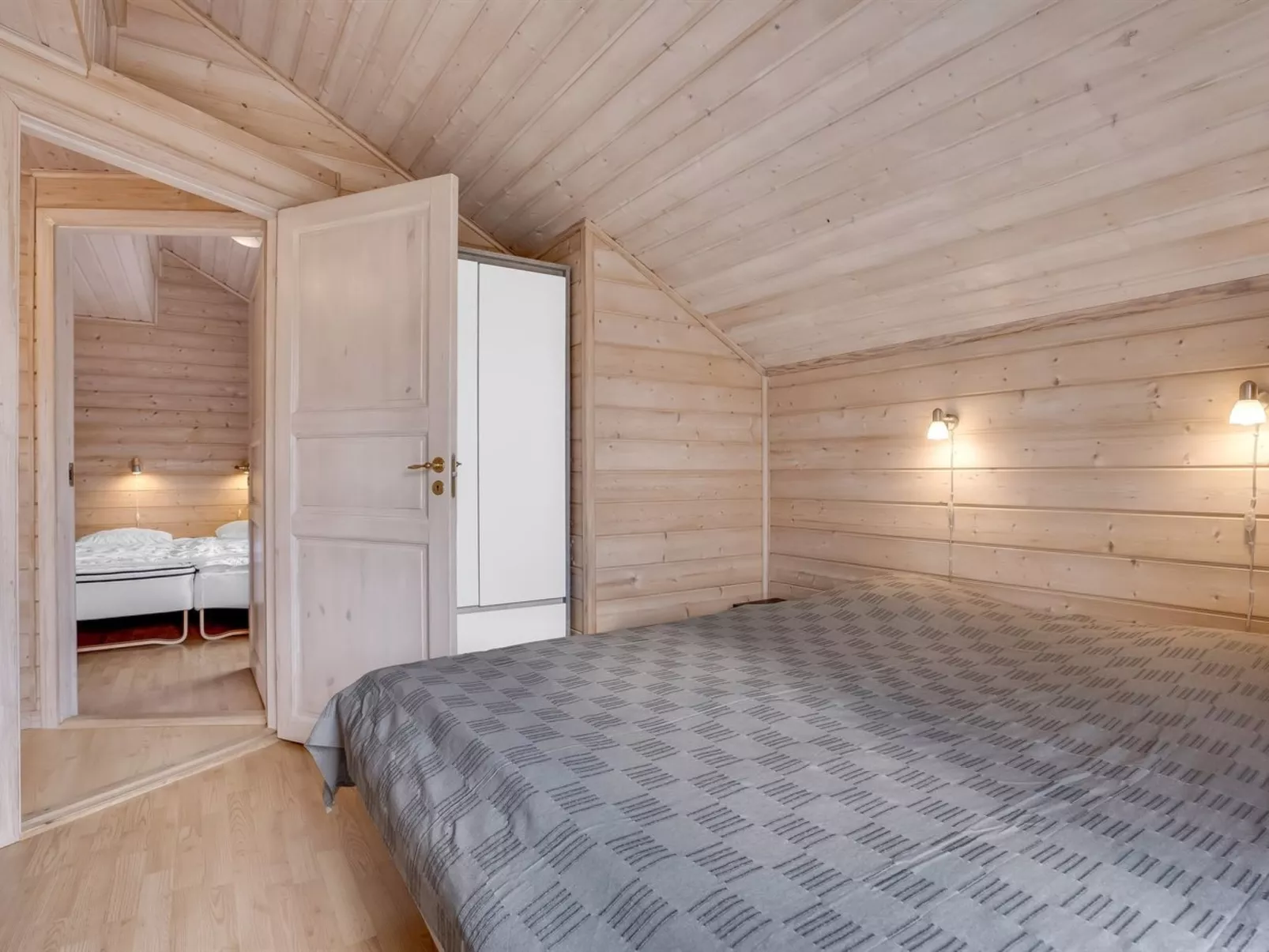 "Zişan" - 1.1km from the sea-Inside