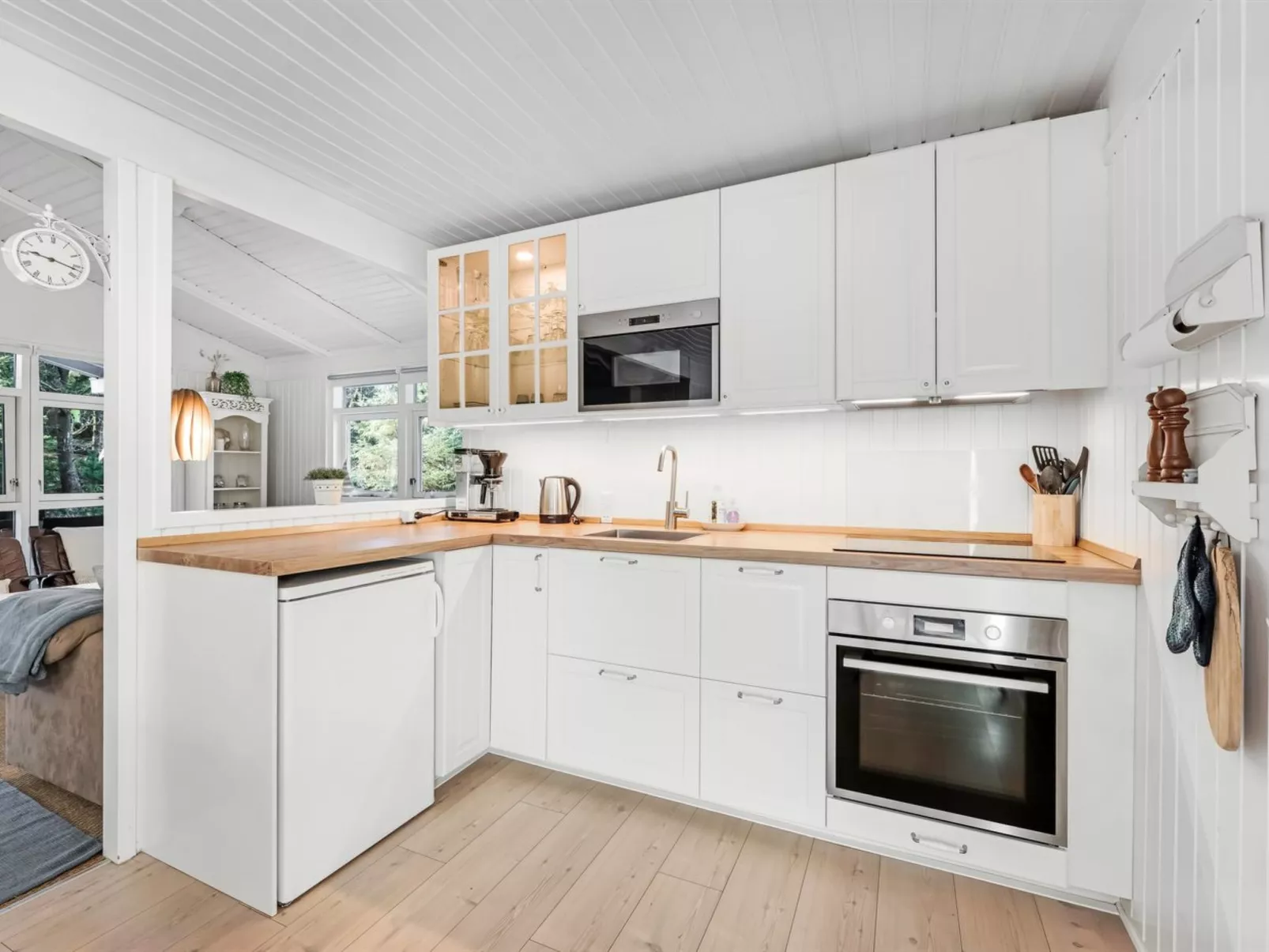 "Galathea" - 800m from the sea-Drinnen