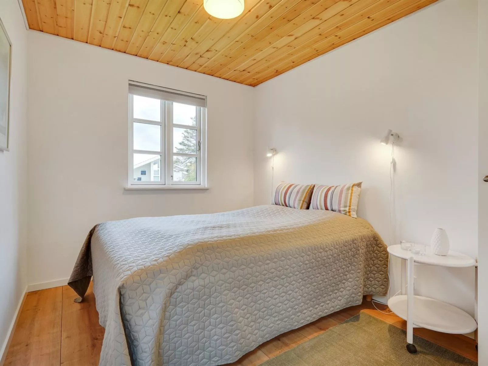 "Sölvy" - 300m from the sea-Inside