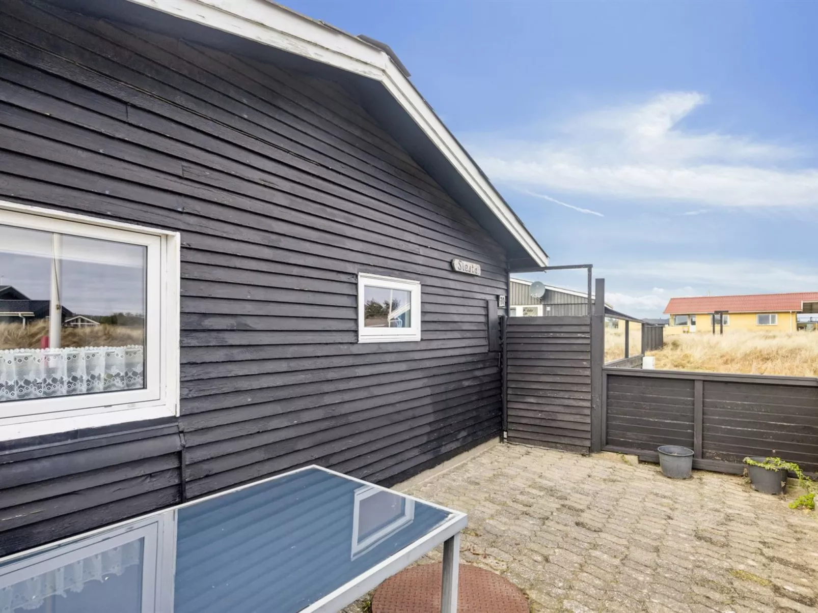 "Jarla" - 250m from the sea-Dehors