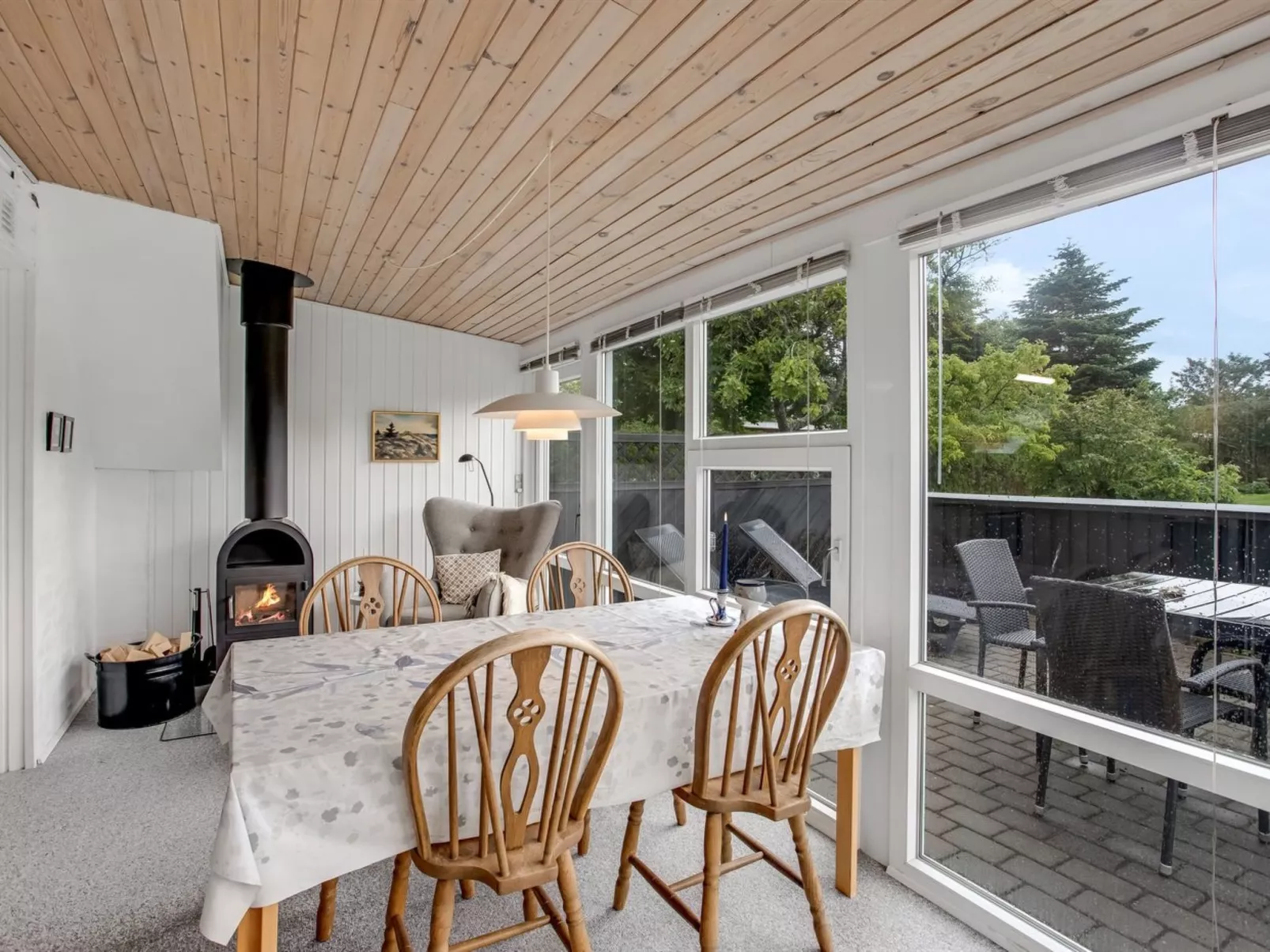 "Siouxsie" - 500m from the sea-Inside