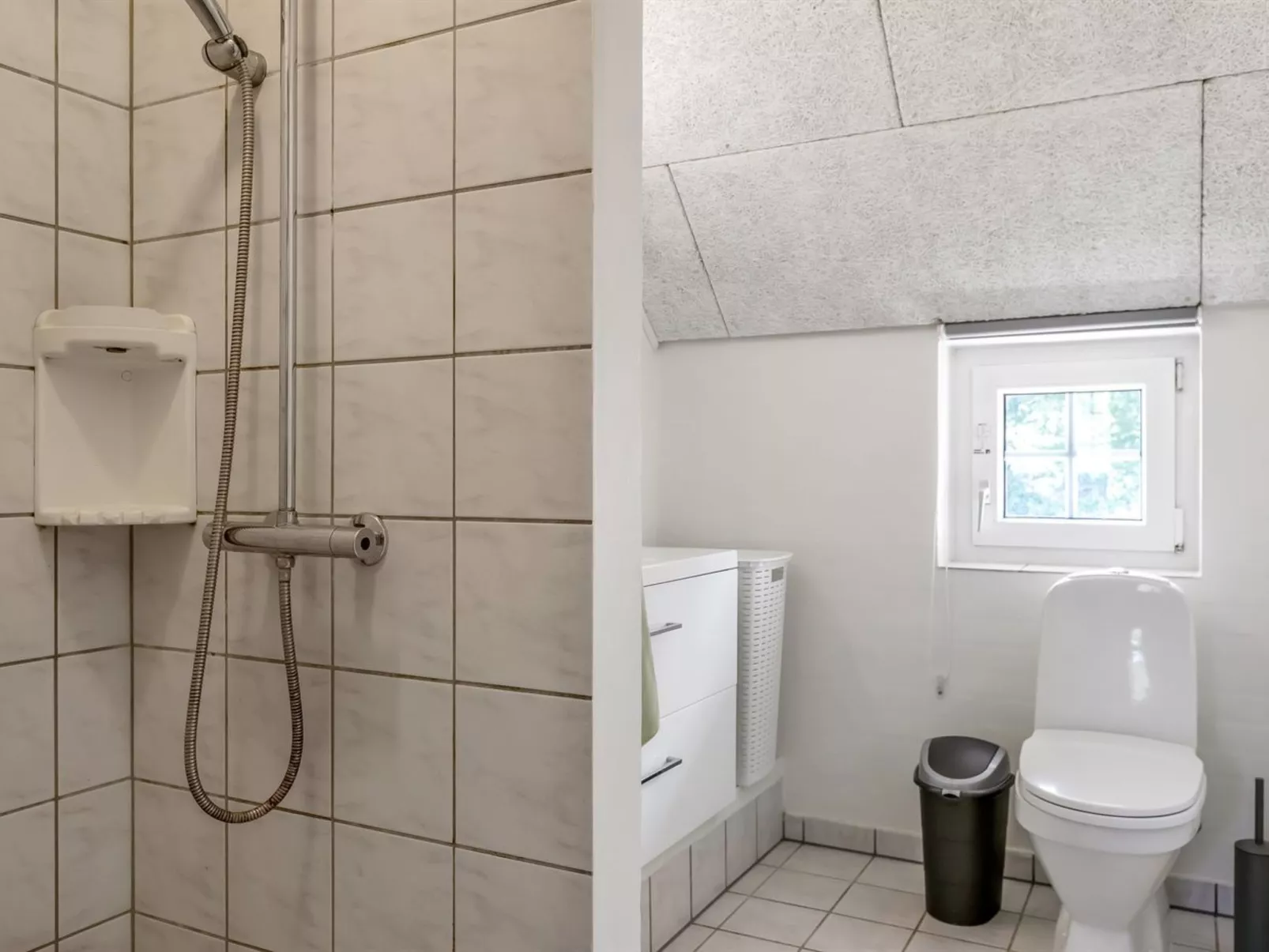 "Artan" - 2.6km from the sea-Drinnen