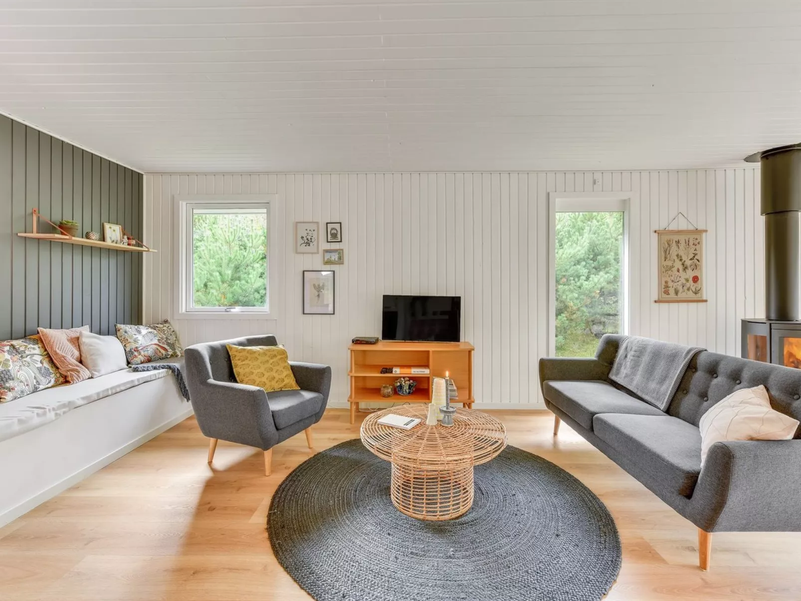 "Doreen" -  from the sea-Dedans