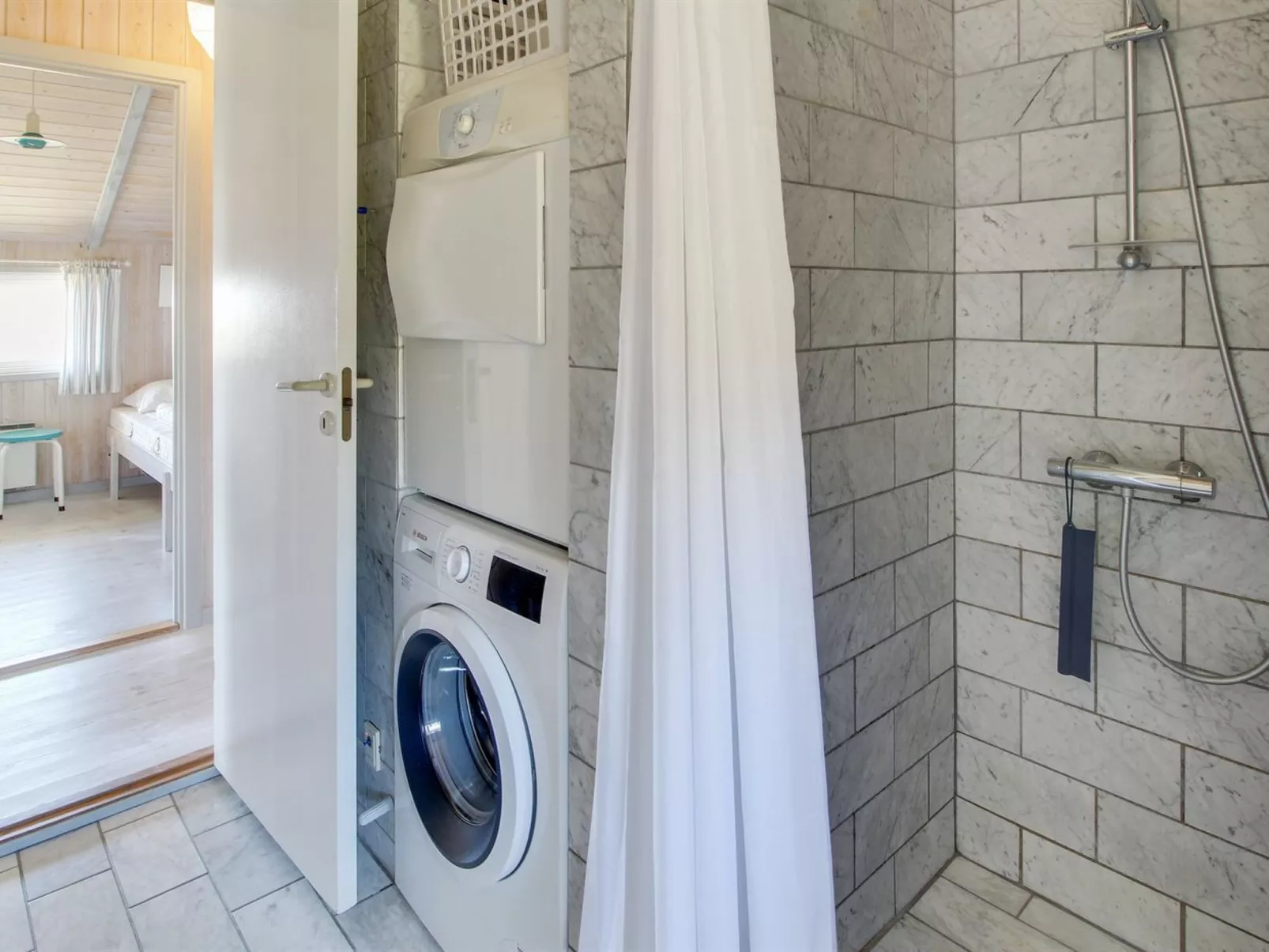 "Wikar" - 50m from the sea-Inside