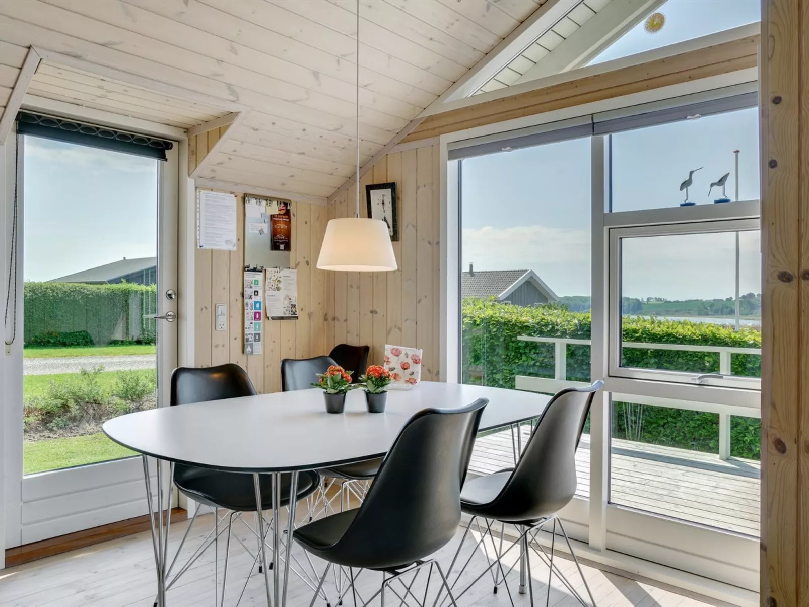 "Albantine" - 150m from the sea-Dedans