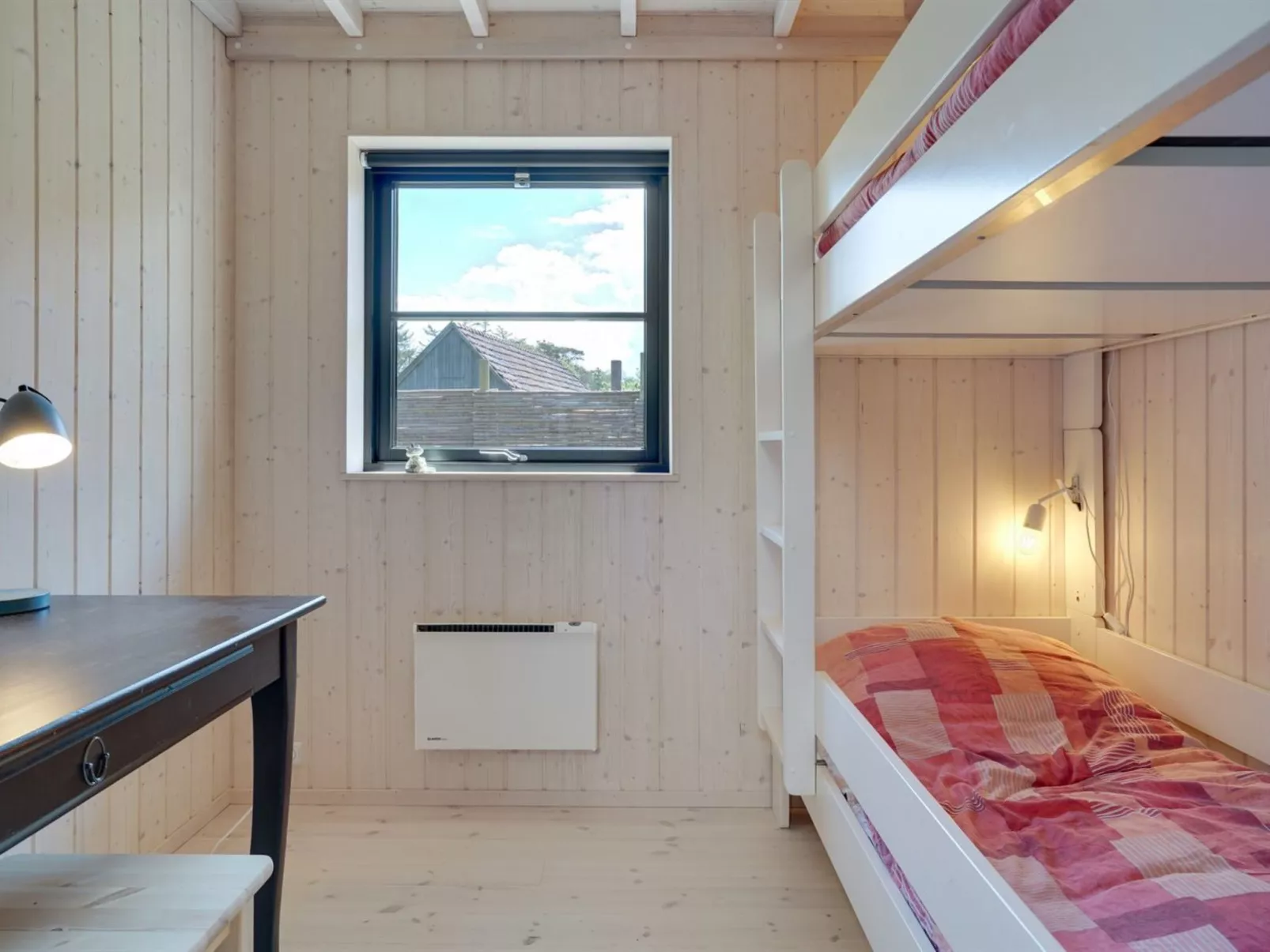 "Gunver" - 150m from the sea-Inside