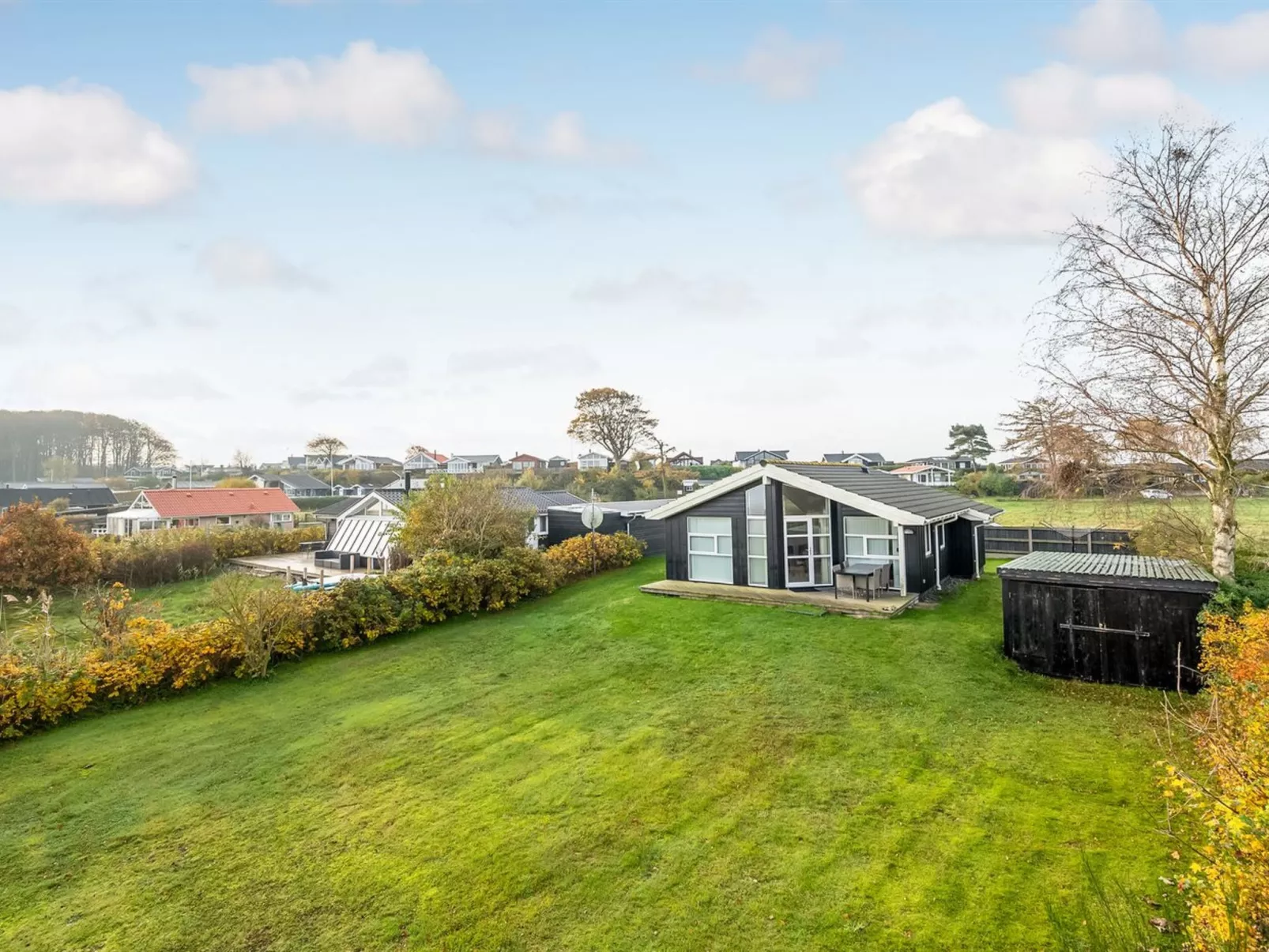 "Duschanka" - 50m to the fjord-Outside