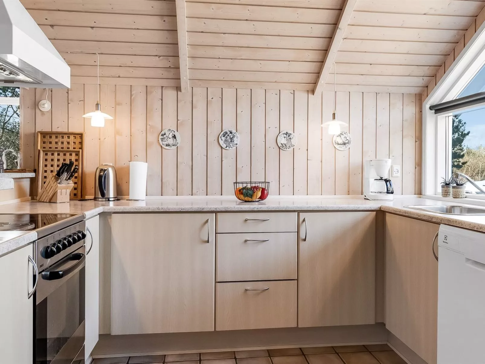 "Tovi" - 4km from the sea-Inside