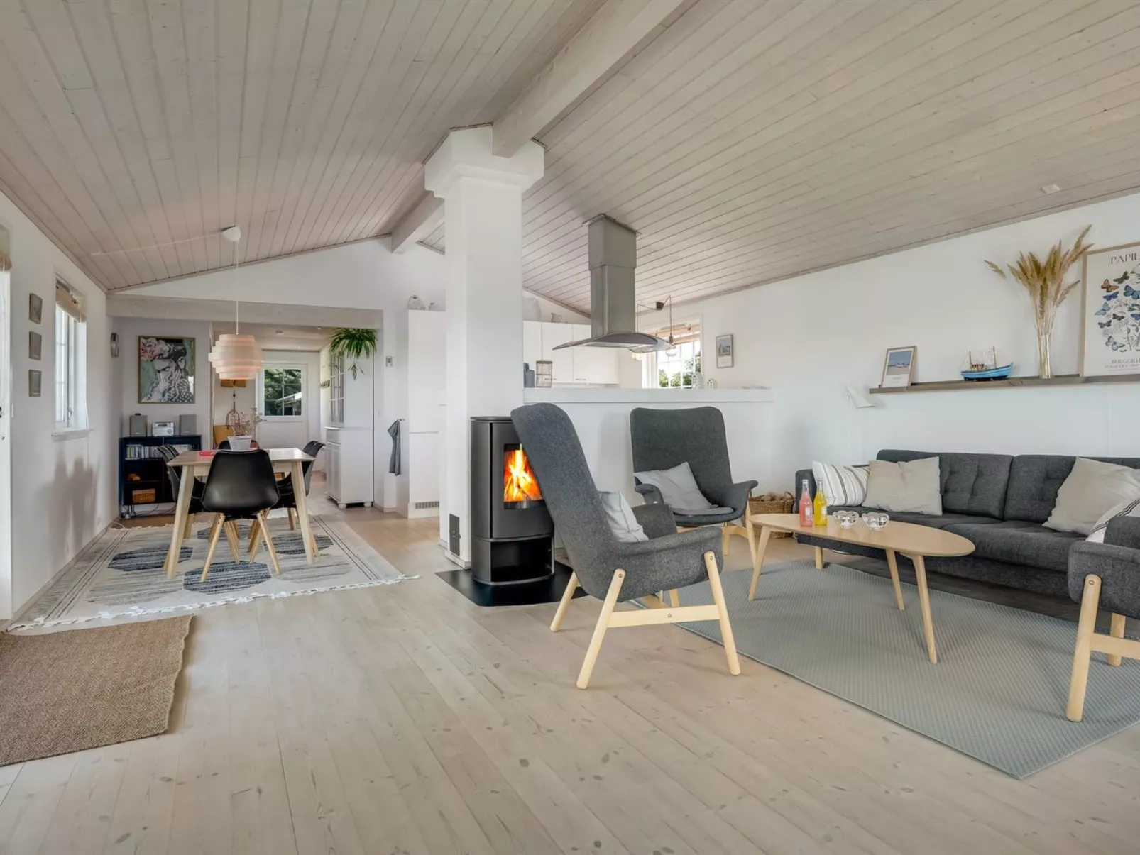 "Mata" - 700m from the sea-Inside