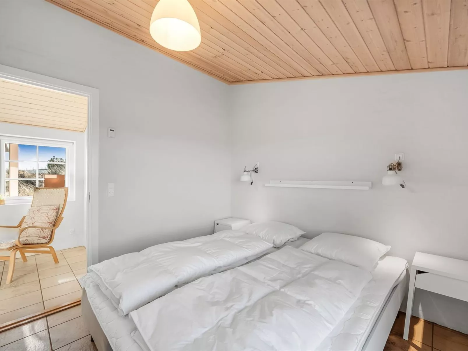 "Hærulf" - 300m from the sea-Inside