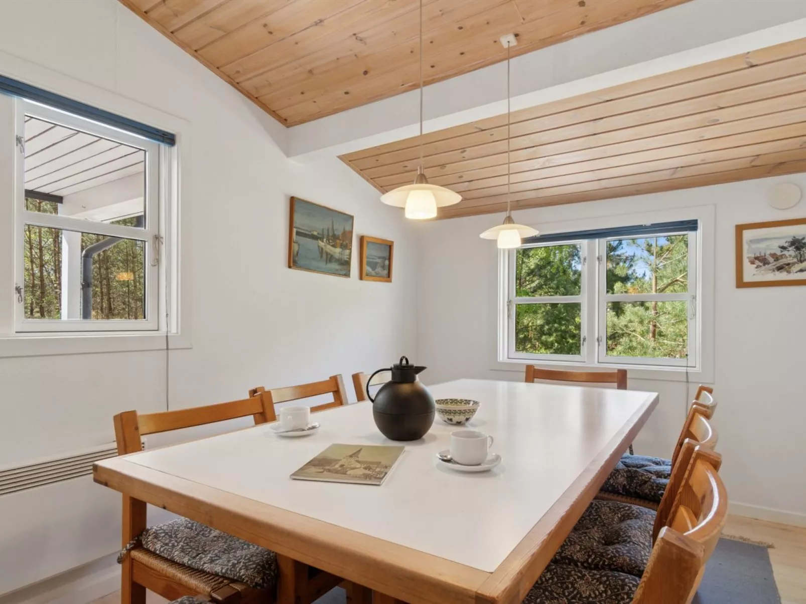 "Hallgerd" - 800m from the sea-Inside