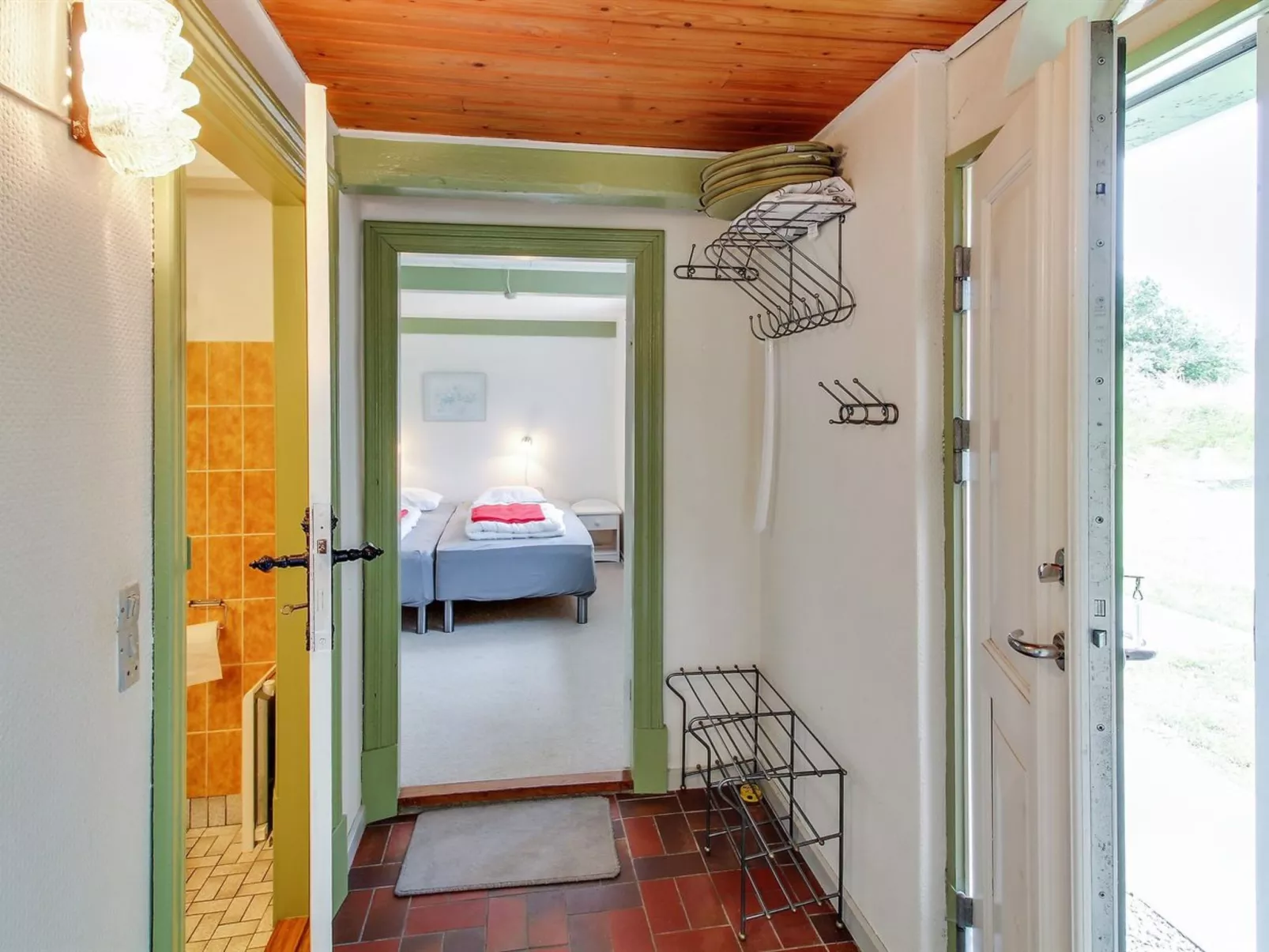 "Eduard" - 4.3km from the sea-Drinnen