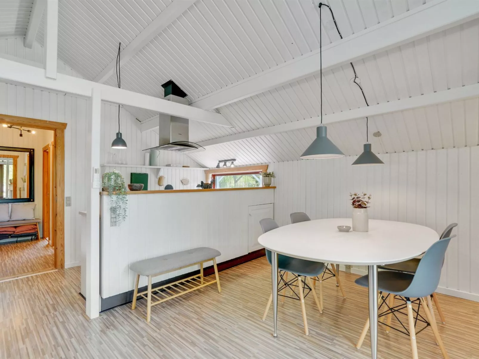 "Aghwith" - 1.2km from the sea-Inside