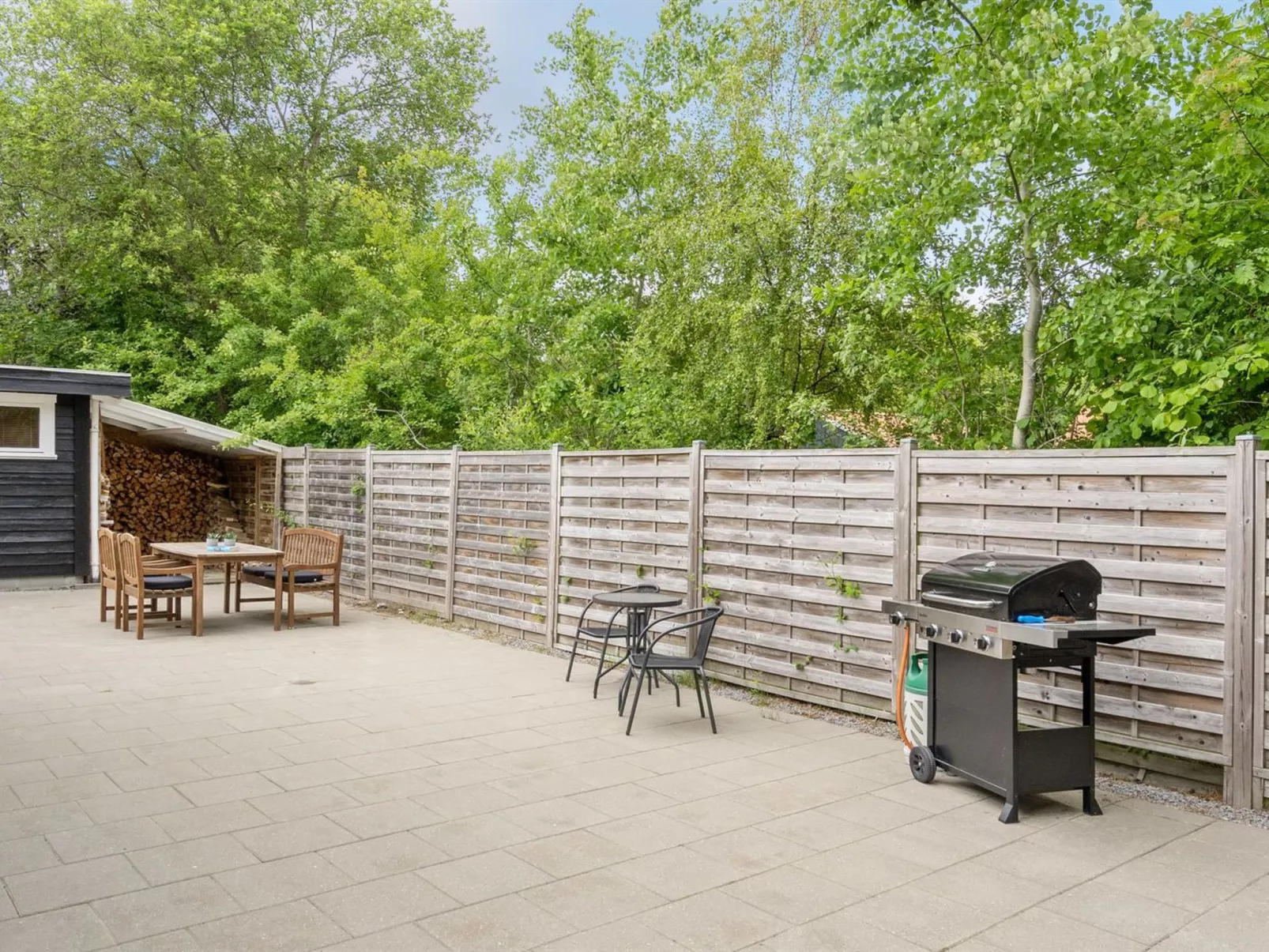 "Nannah" - 250m from the sea-Outside