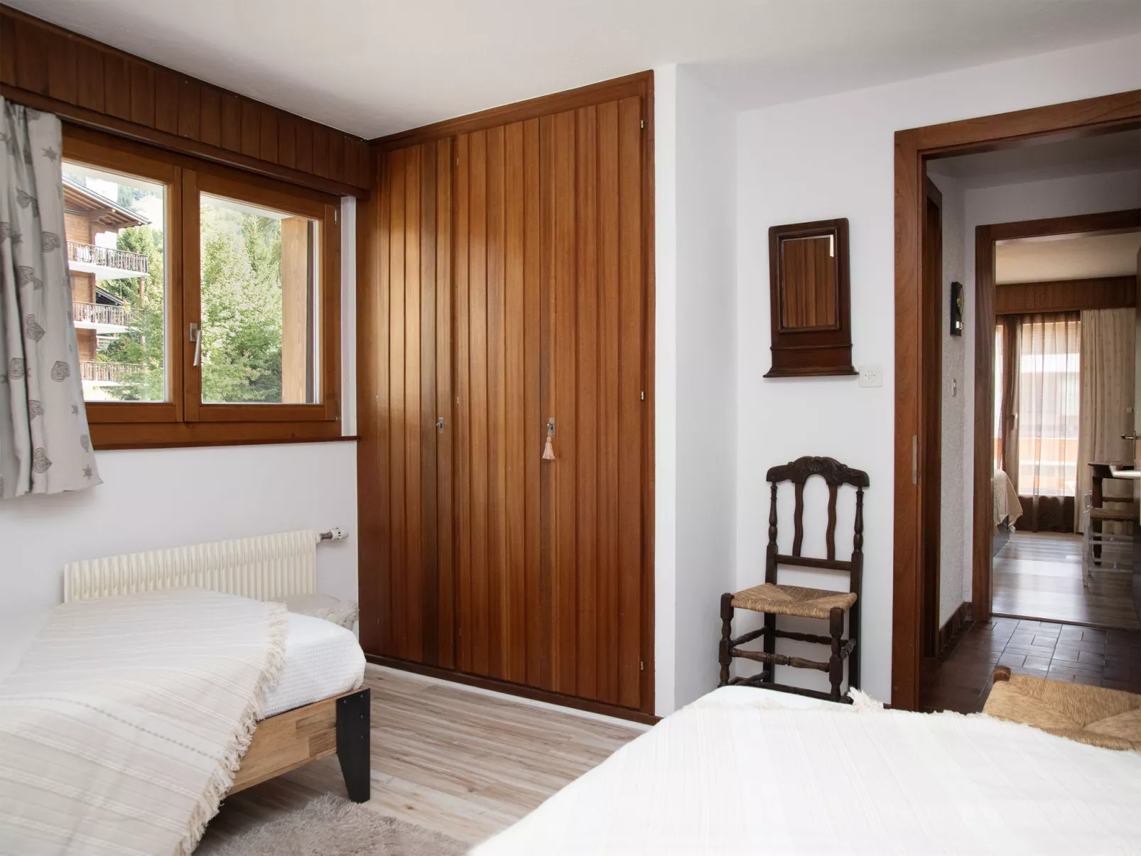 Val Neige 11-Drinnen