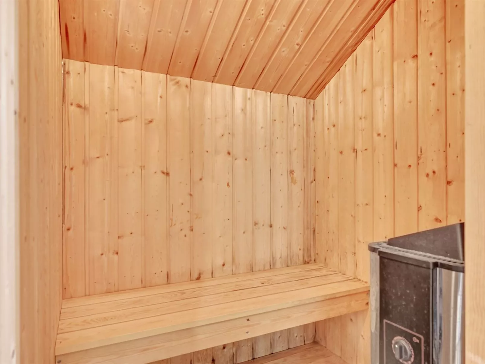 "Emly" - 1.1km from the sea-Dedans