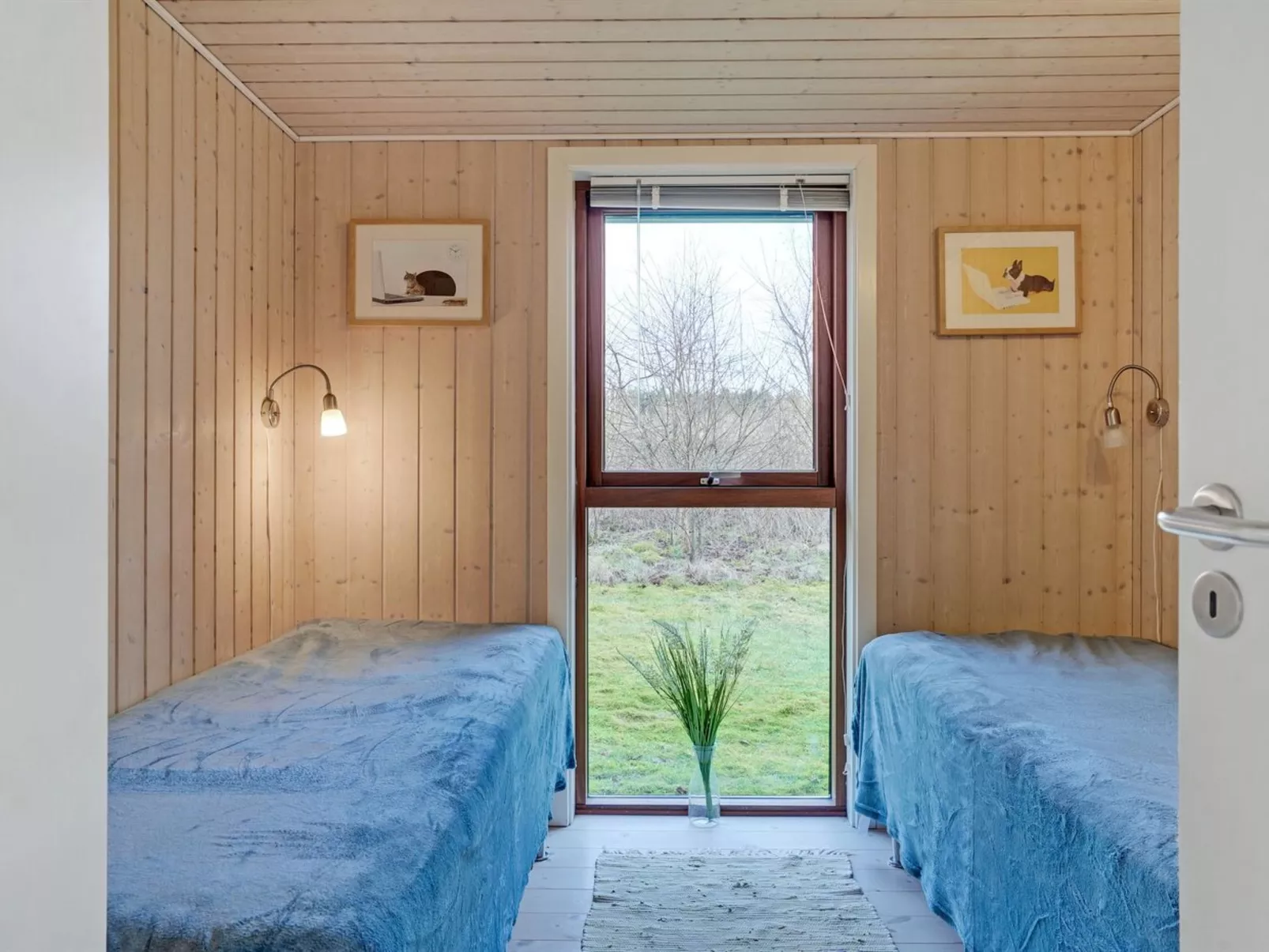 "Swarte" - 30km from the sea-Inside