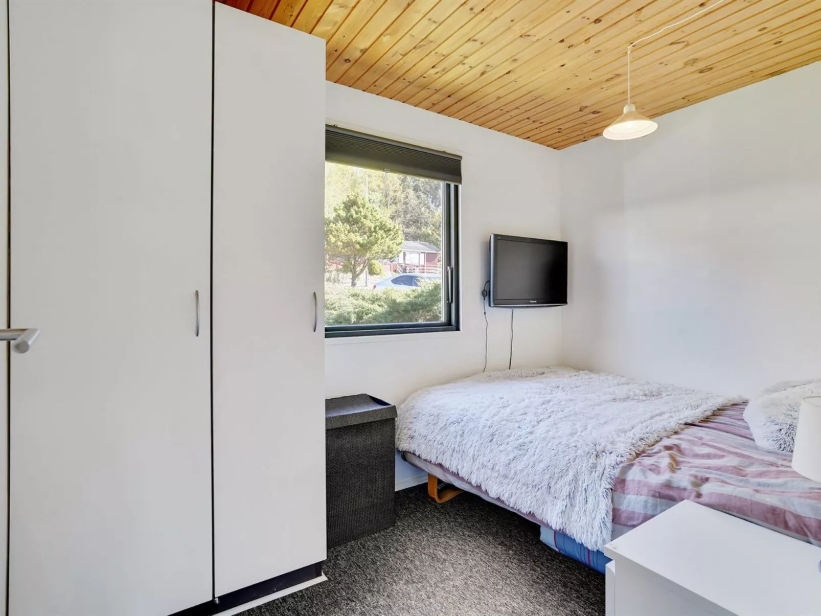 "Matilde" - 400m to the fjord-Inside