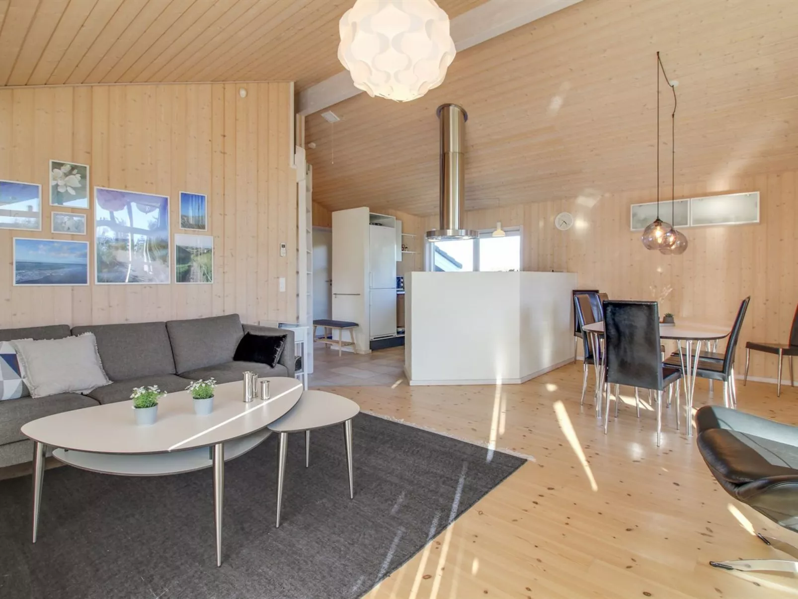 "Nynke" - 600m from the sea-Inside