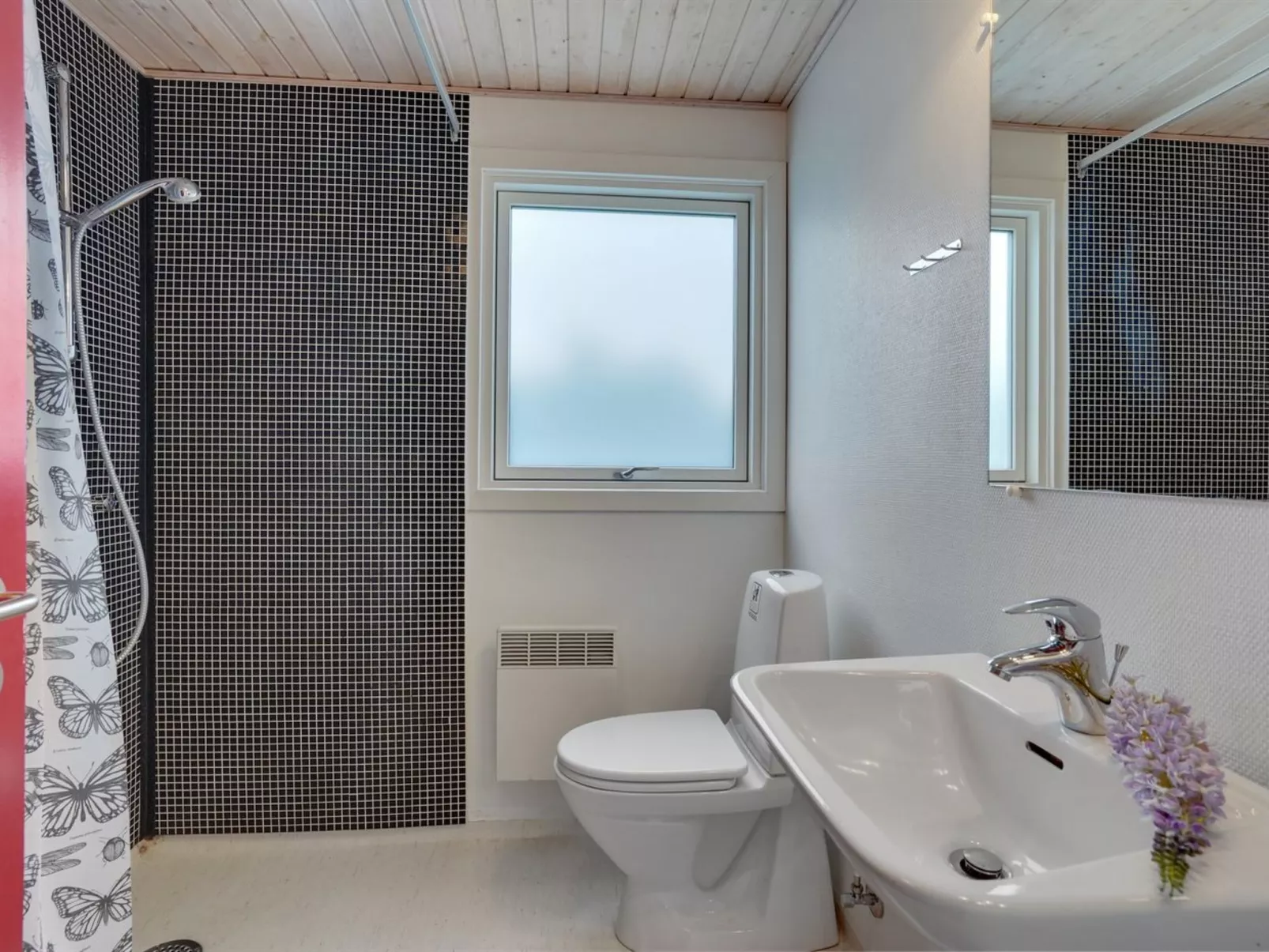 "Blesse" - 250m from the sea-Drinnen