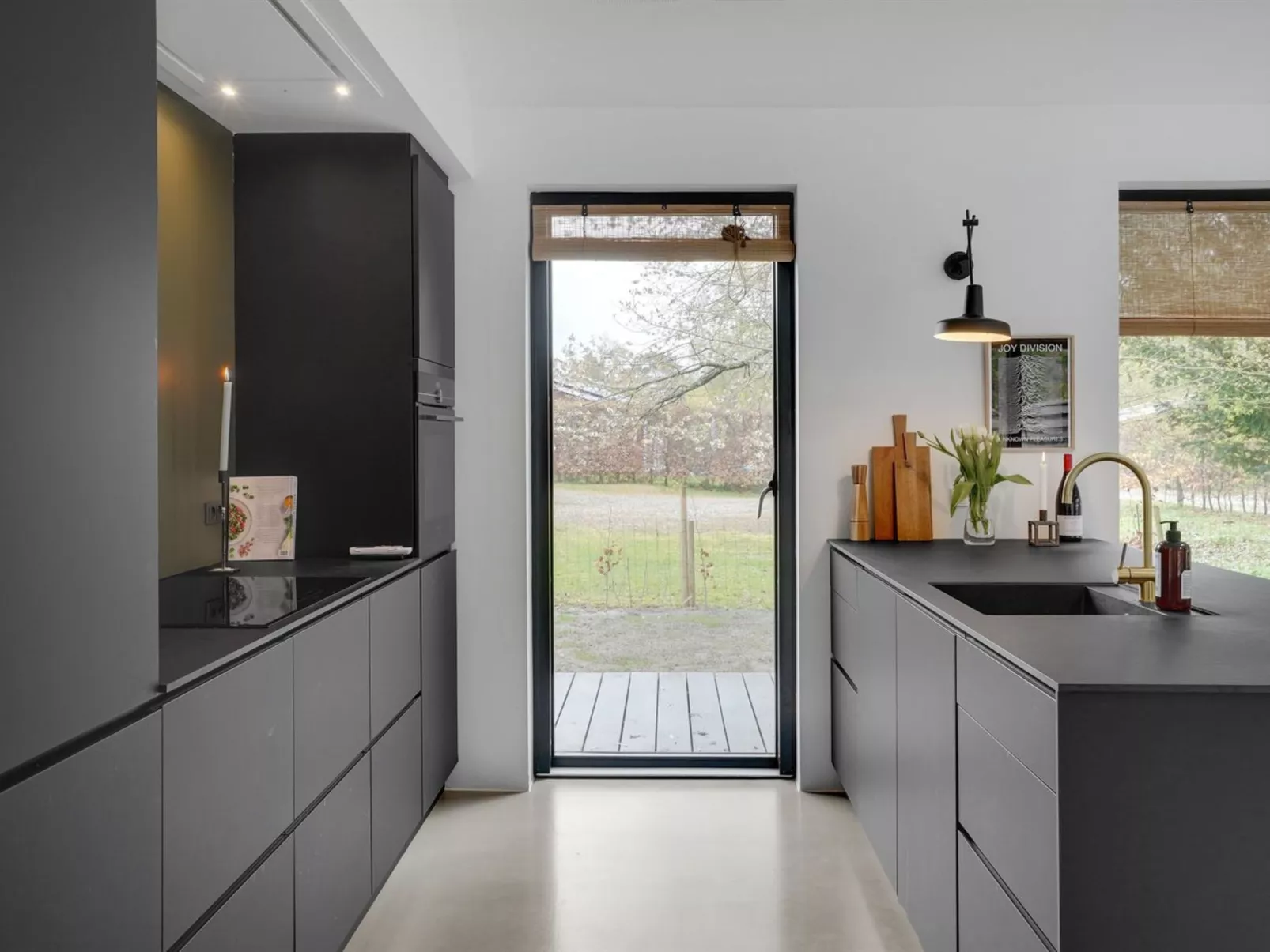 "Michael" - 400m from the sea-Drinnen