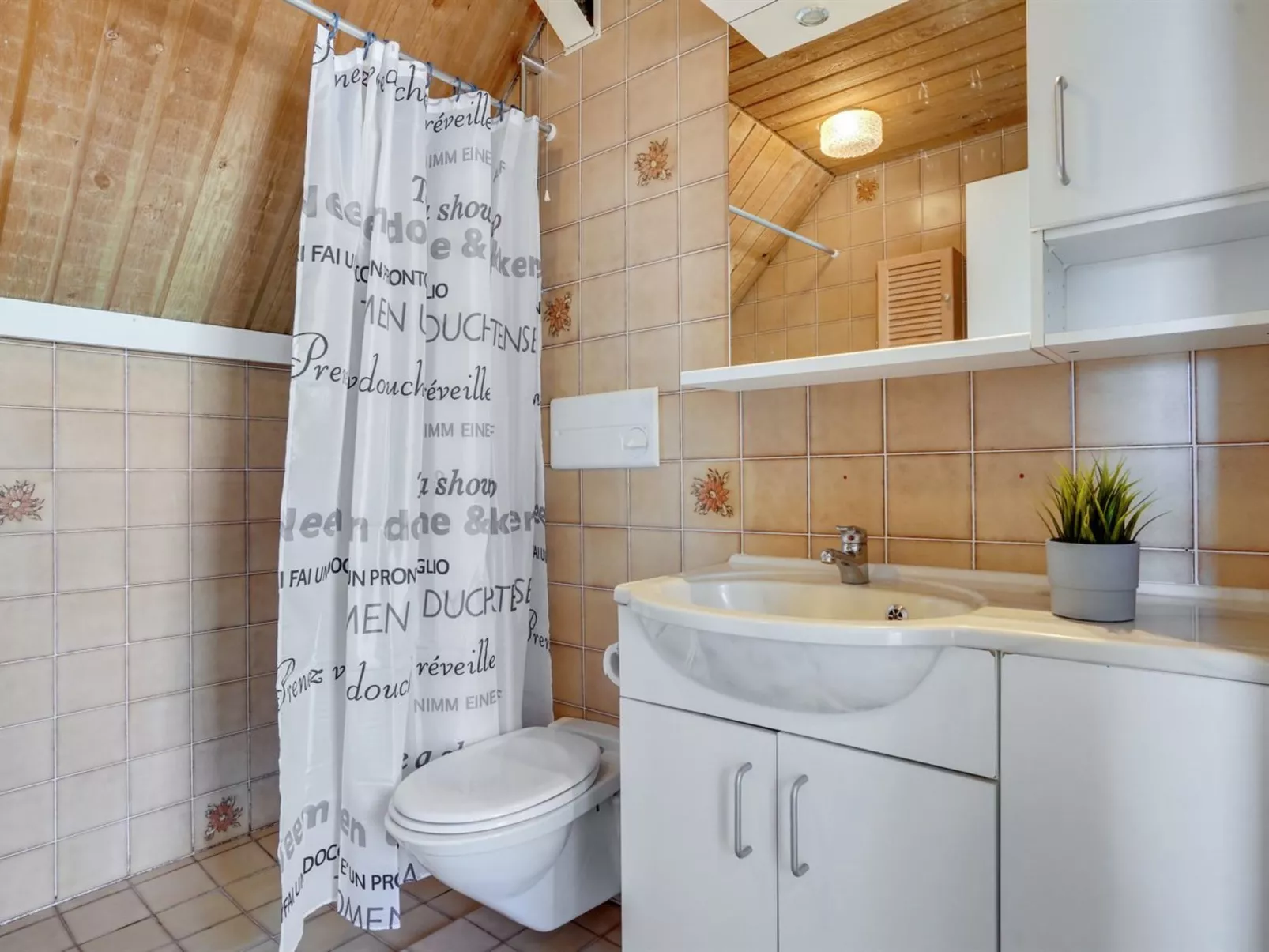 "Iohannes" - 2.3km from the sea-Dedans