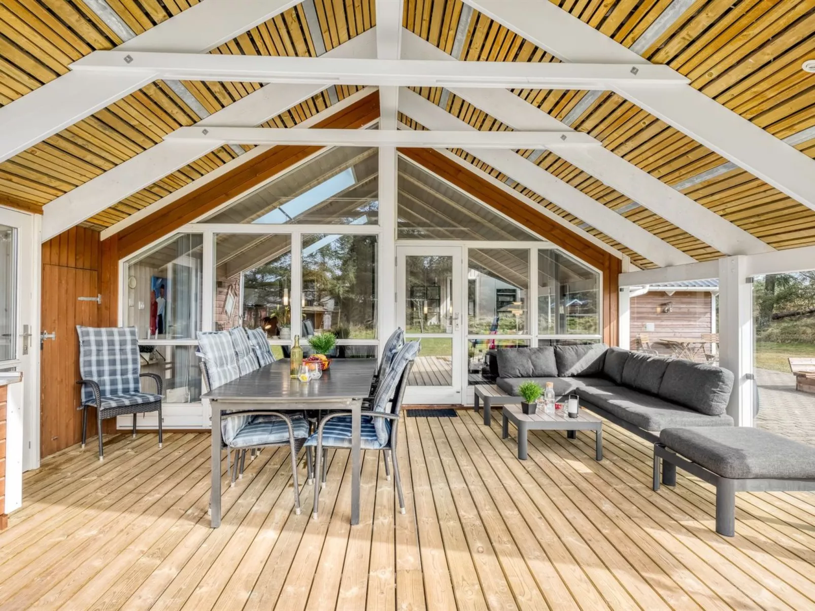 "Anisette" - 1km from the sea-Outside