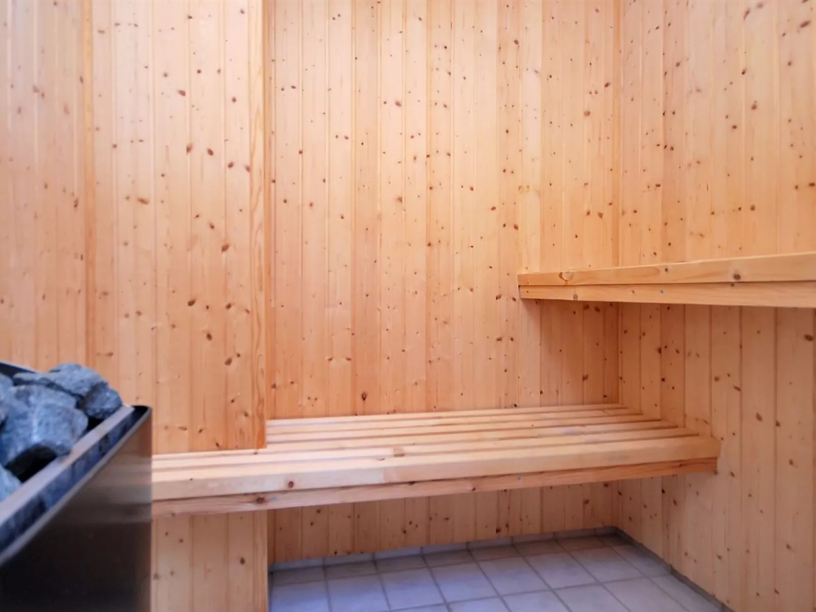 "Ønef" - 1km from the sea-Drinnen