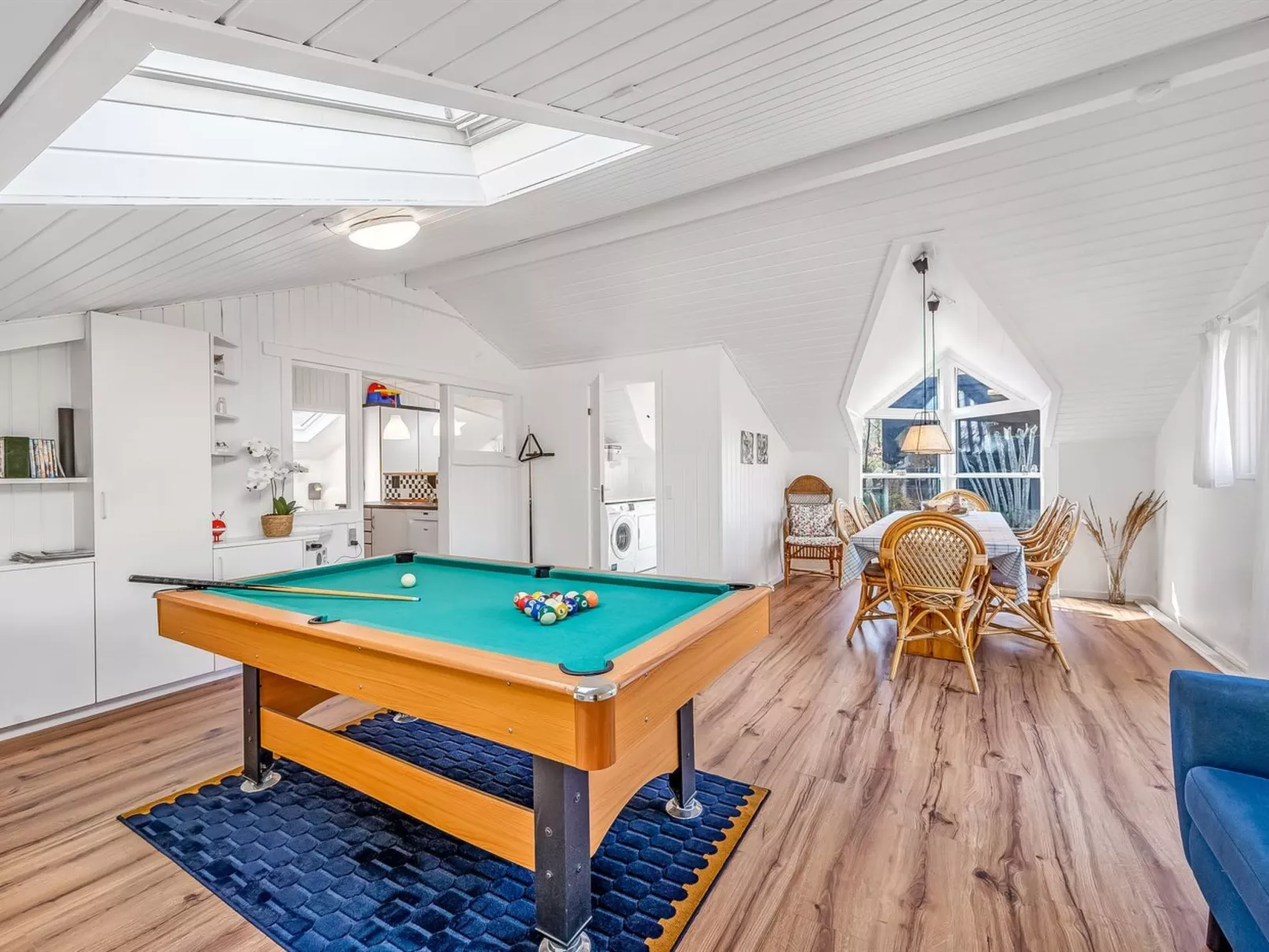 "Caya" - 450m to the fjord-Drinnen