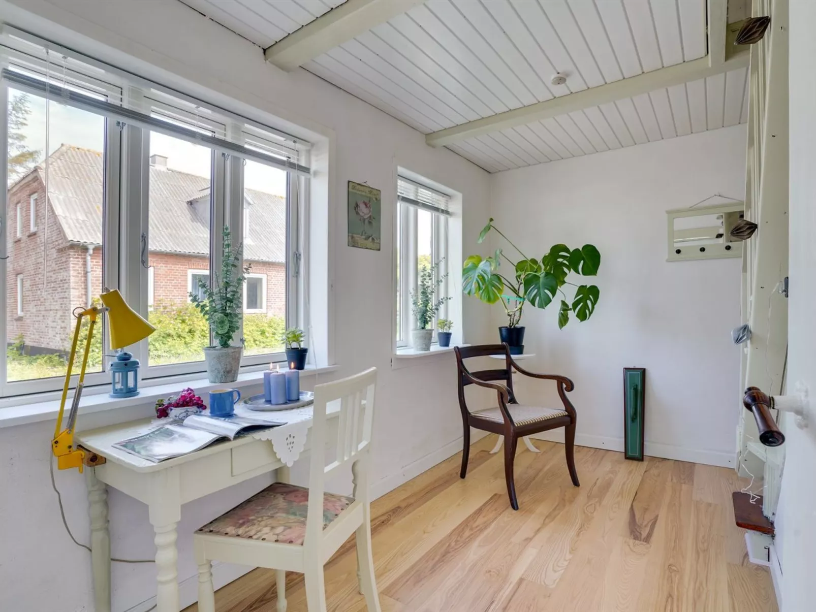 "Nevis" - 1.5km from the sea-Inside